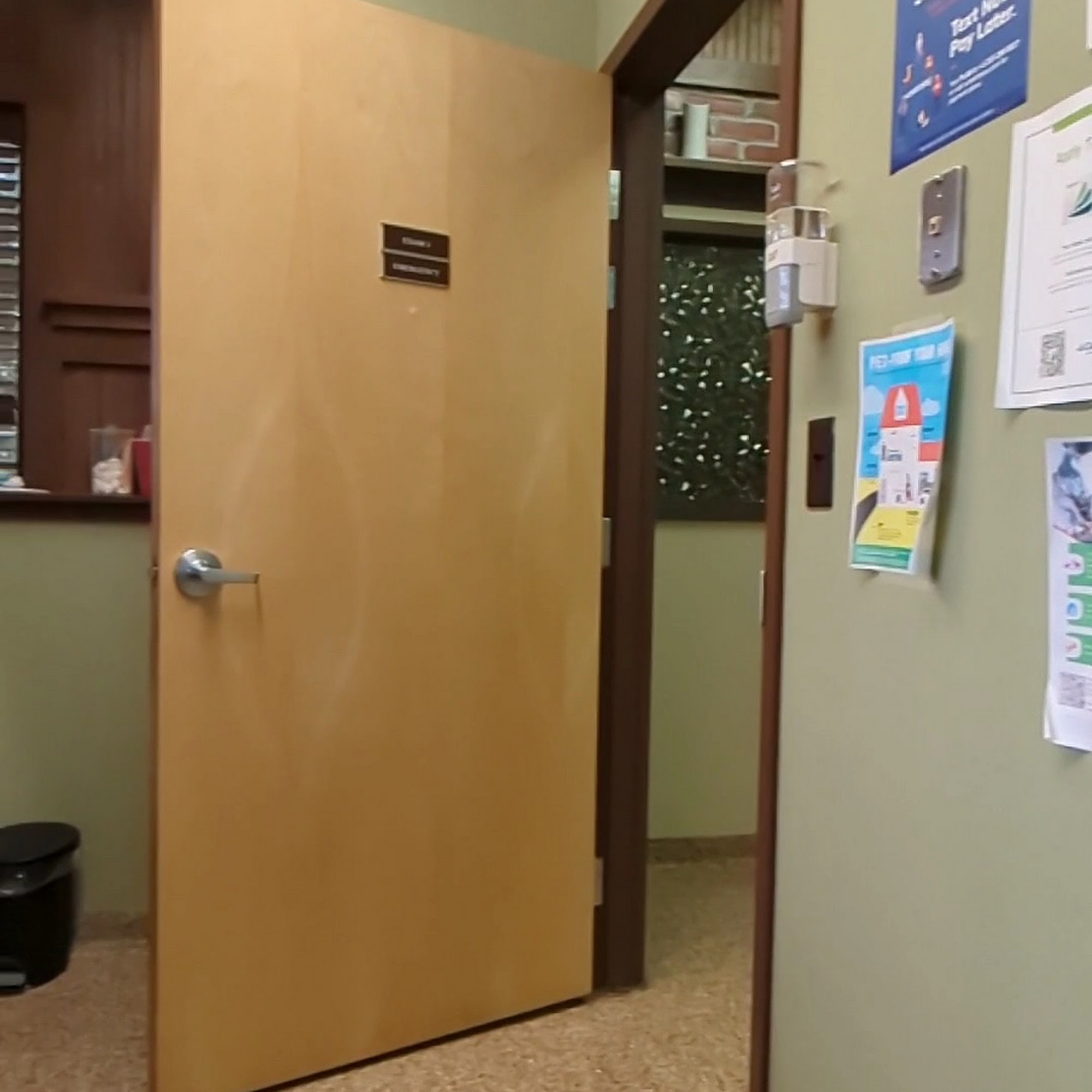 Veterinary Emergency, Critical Care & Referral Center Newington