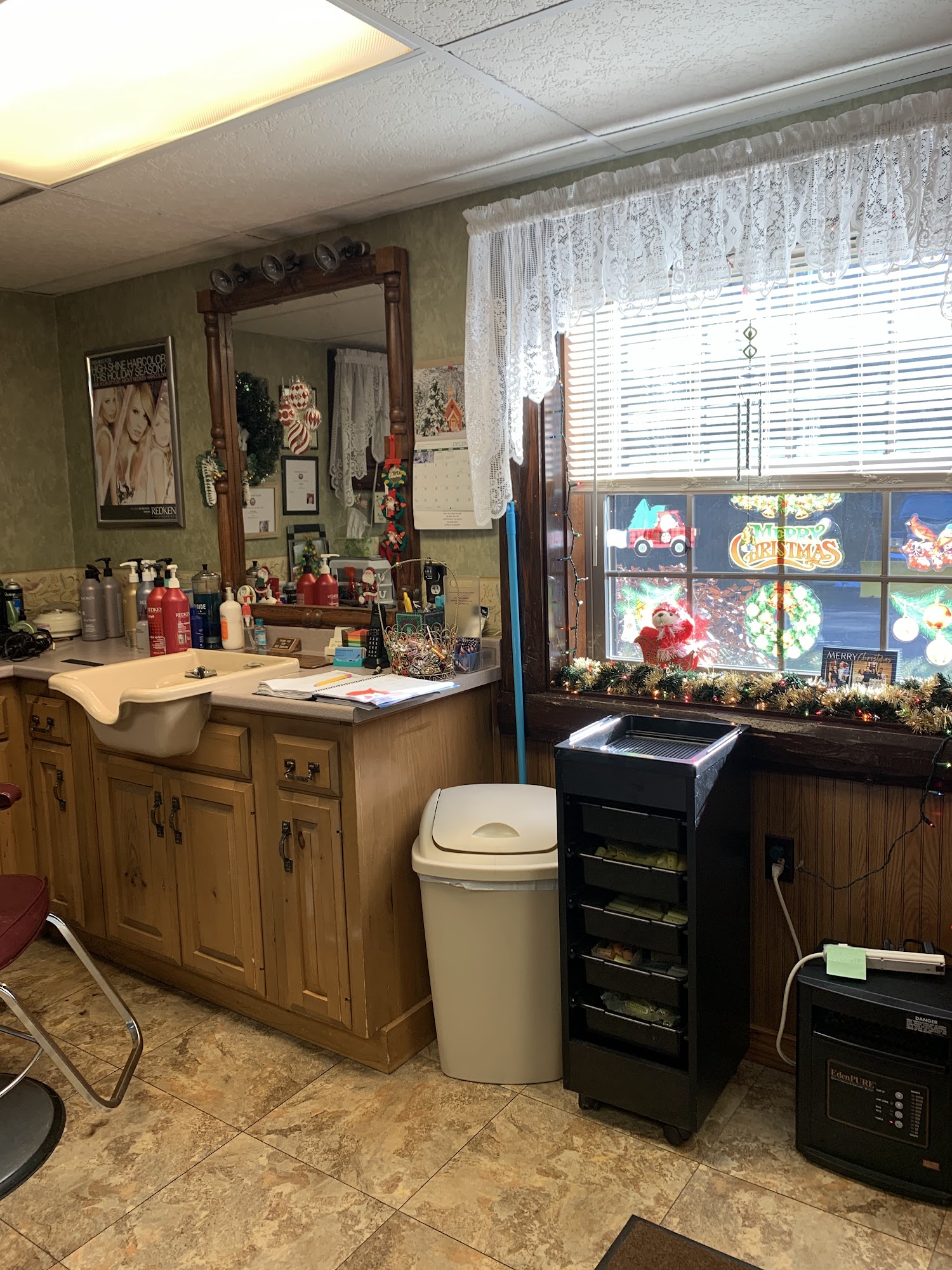 Bay Hill Hair Salon