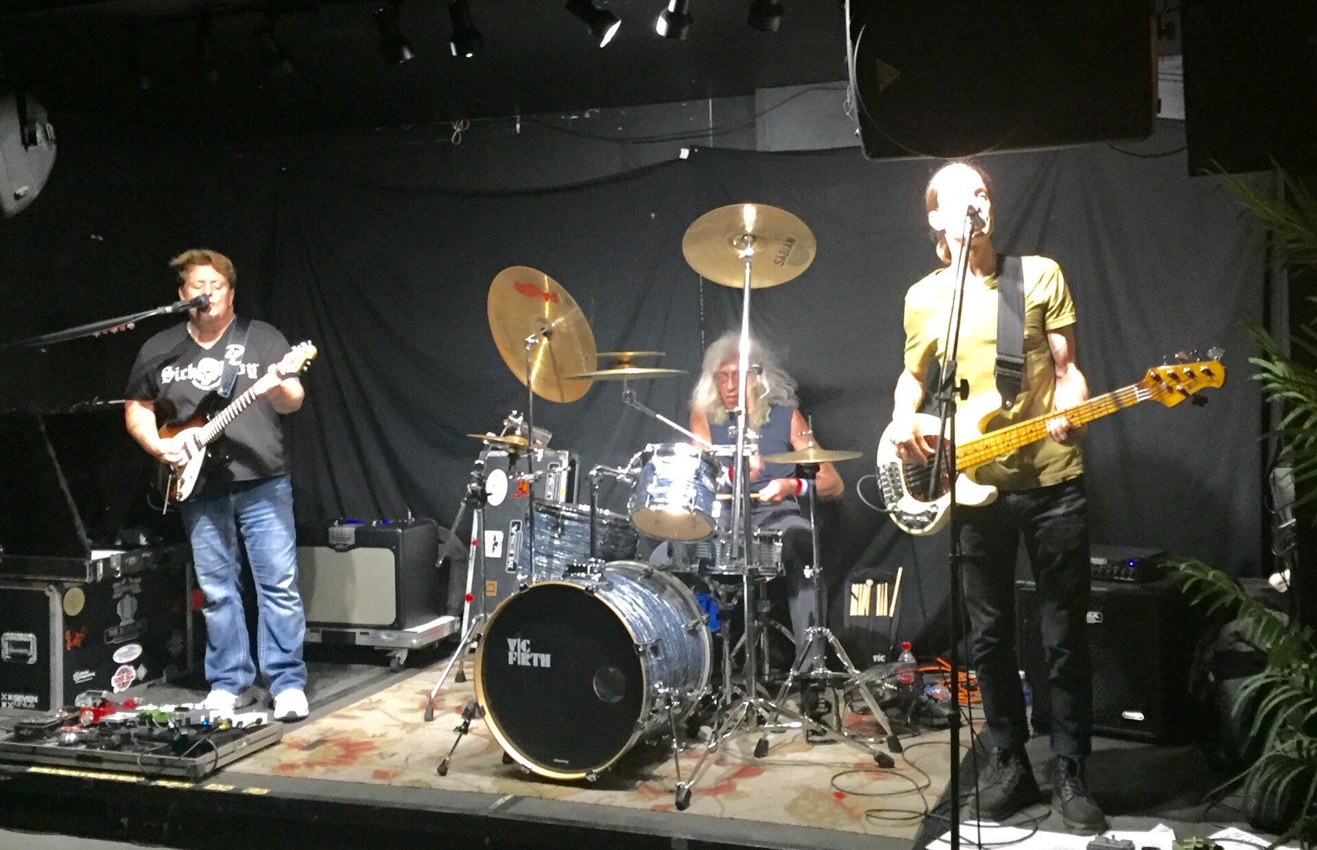 Photo credit: nextdoor