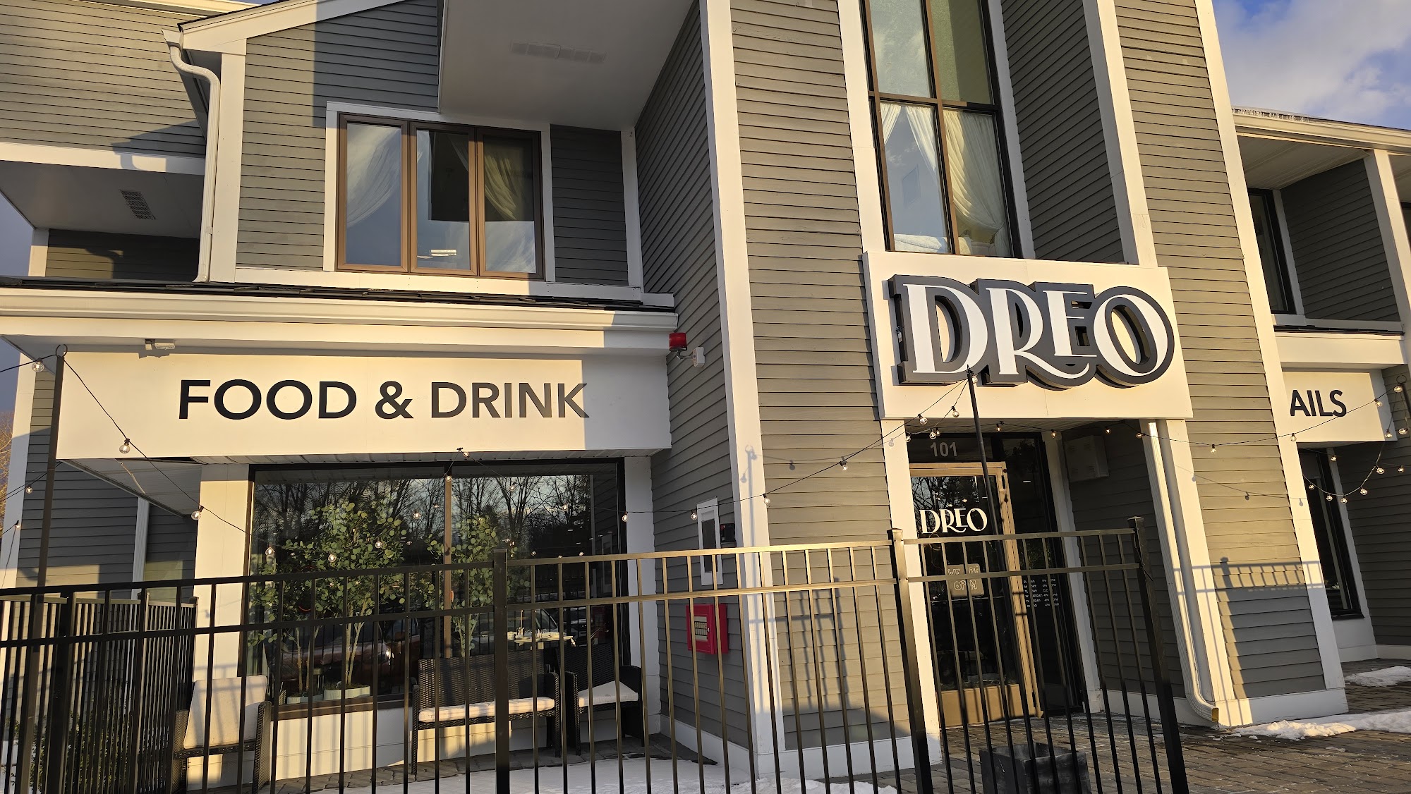 Dreo Food and Drink Salem