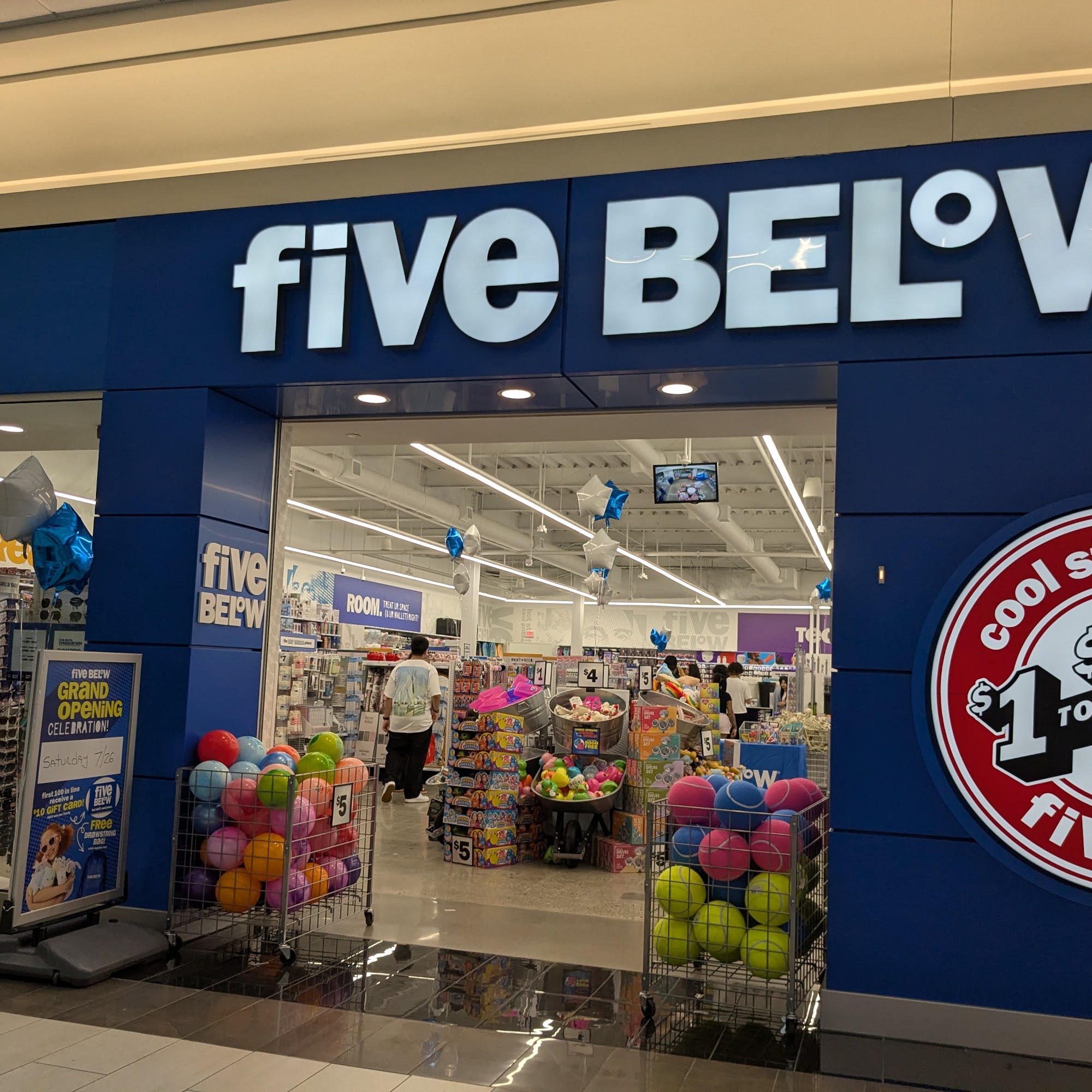 Five Below Salem