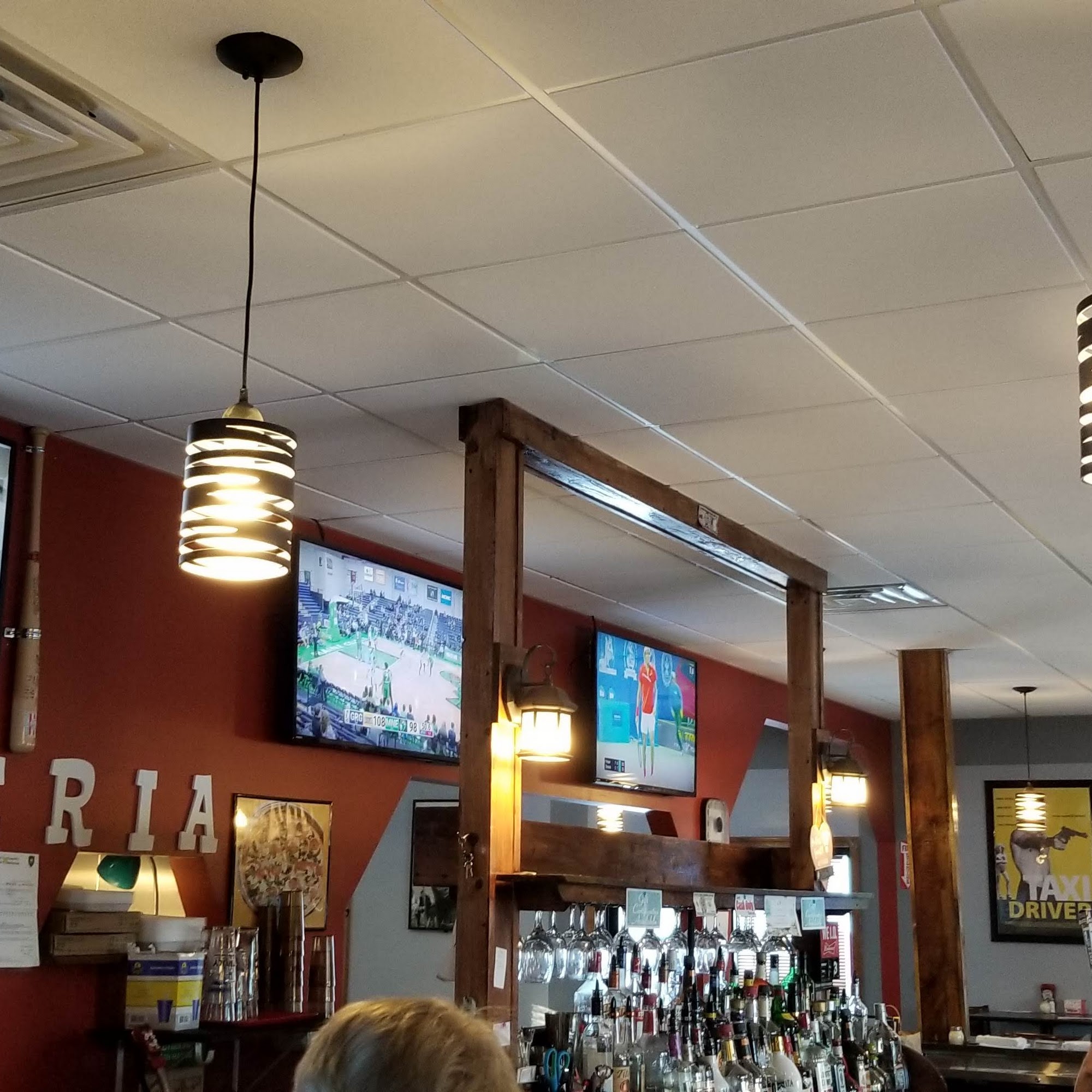 Bar 17 Grill 15 Pine St, Seabrook, NH 03874