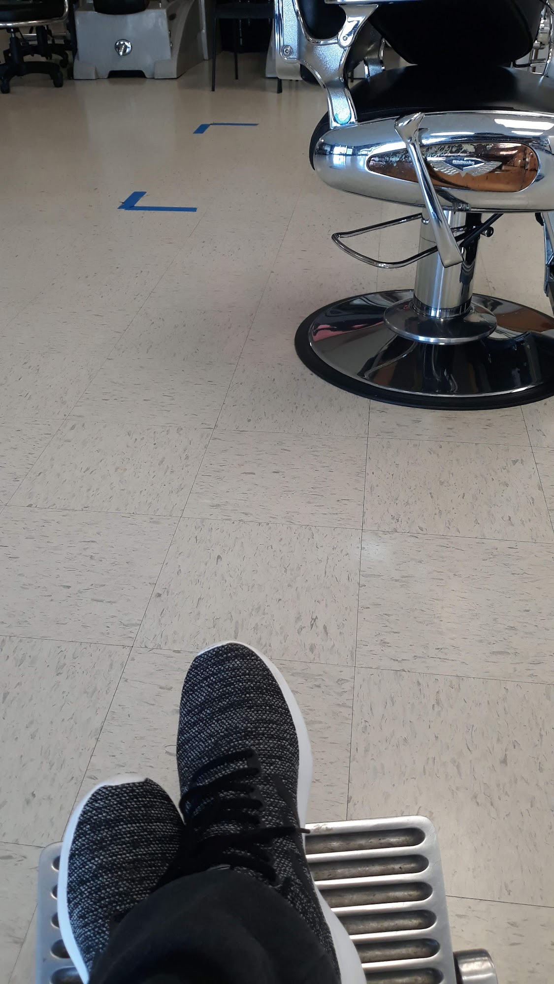 Frances Unisex Hair Salon