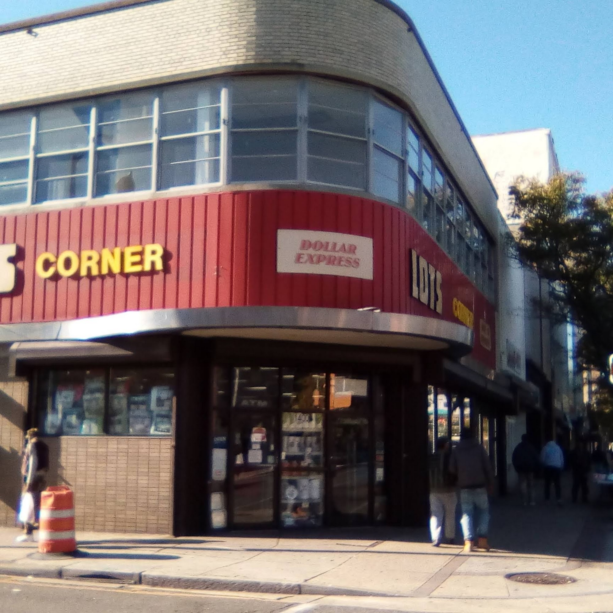Lots Corner