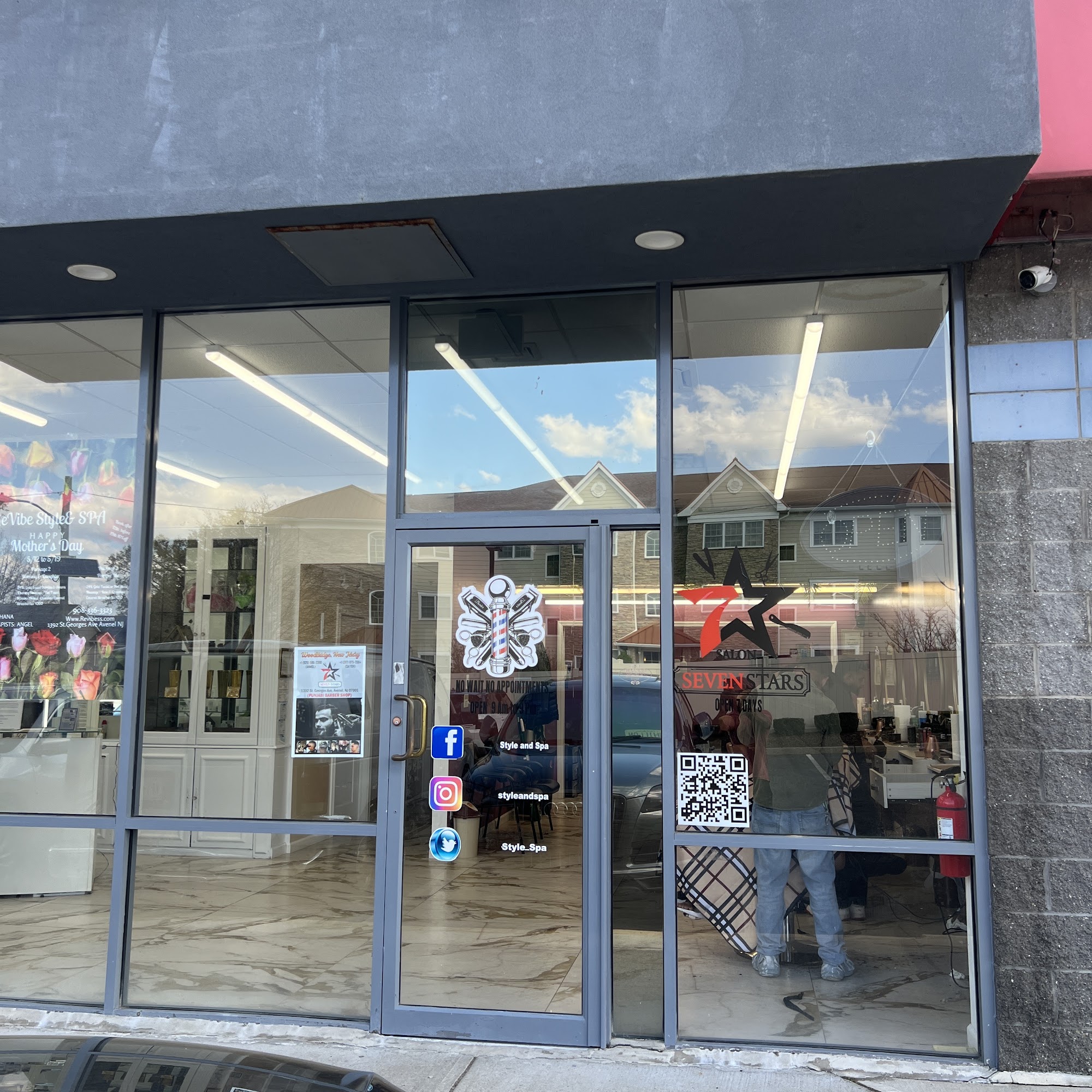 7 Star Salon