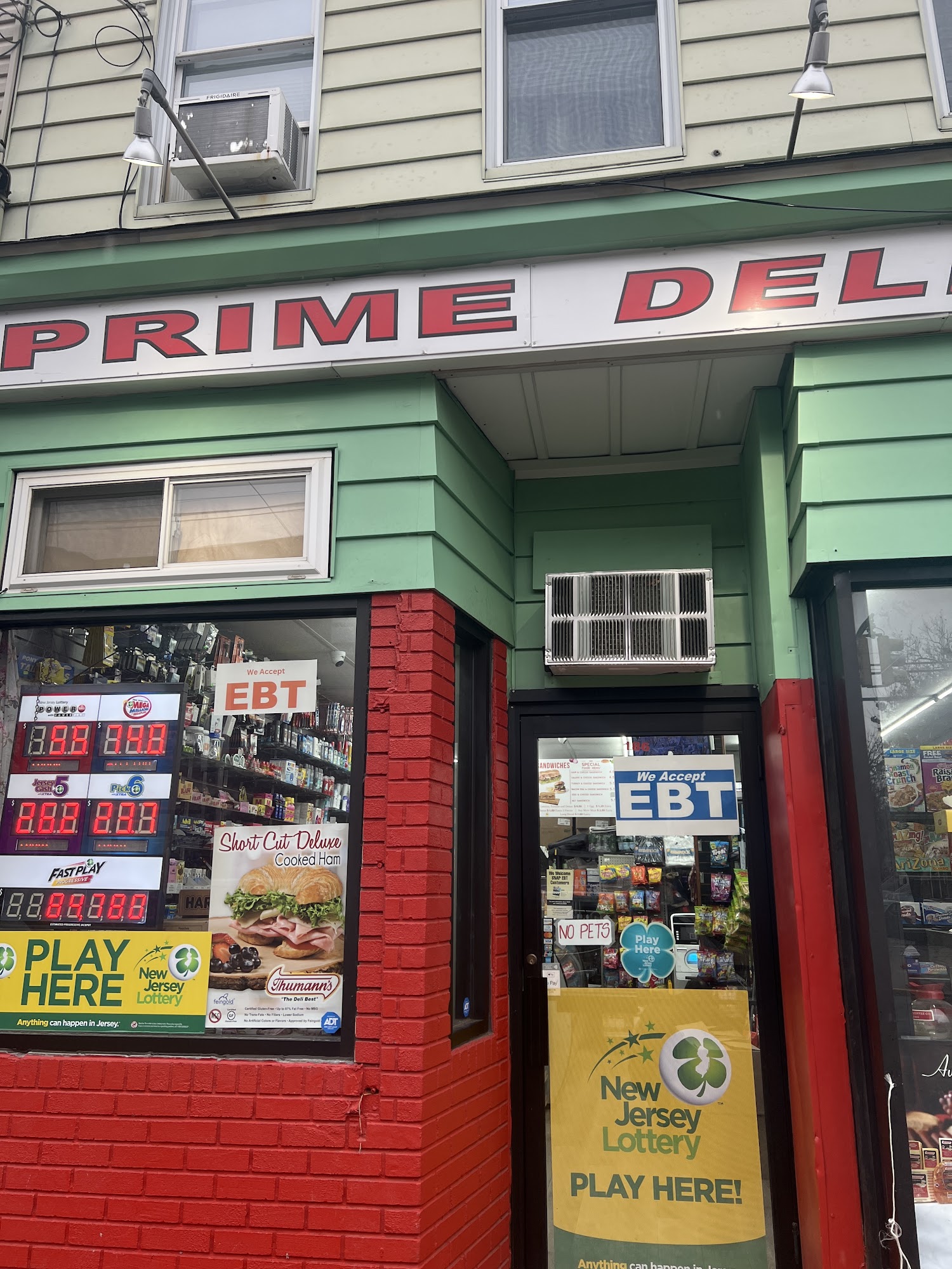 Prime Deli & Grocery