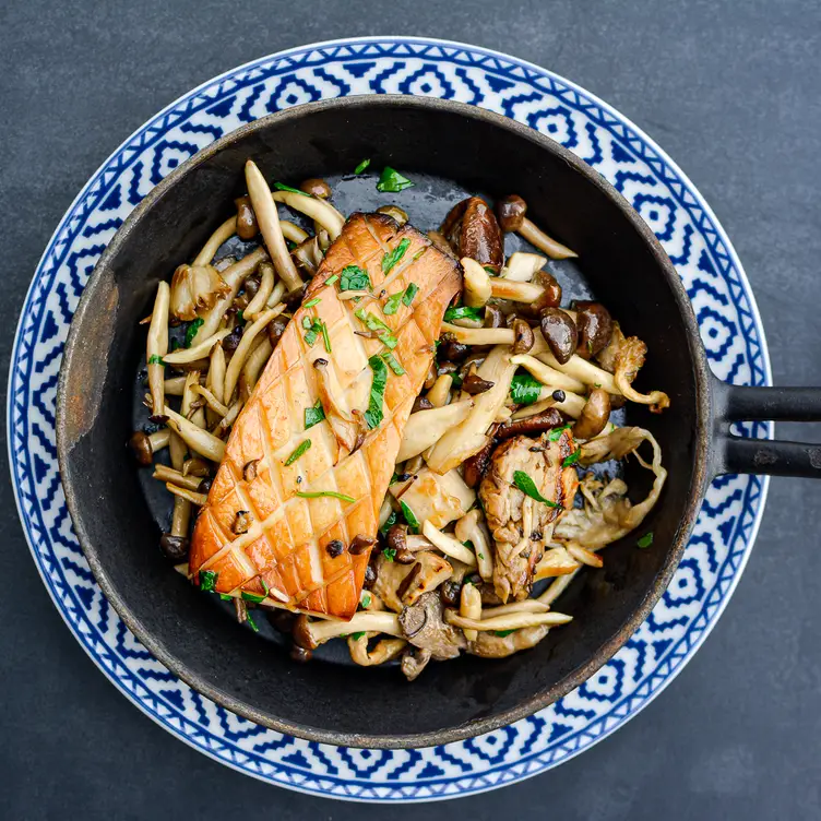 Photo credit: opentable