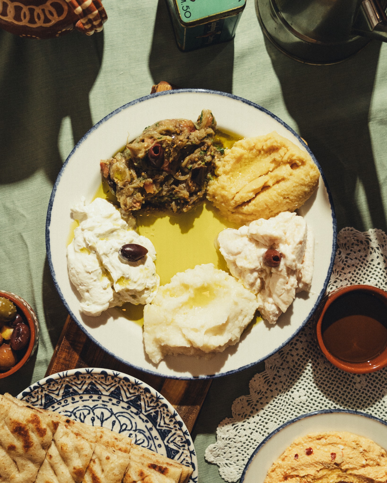 Stamna Taverna Bloomfield