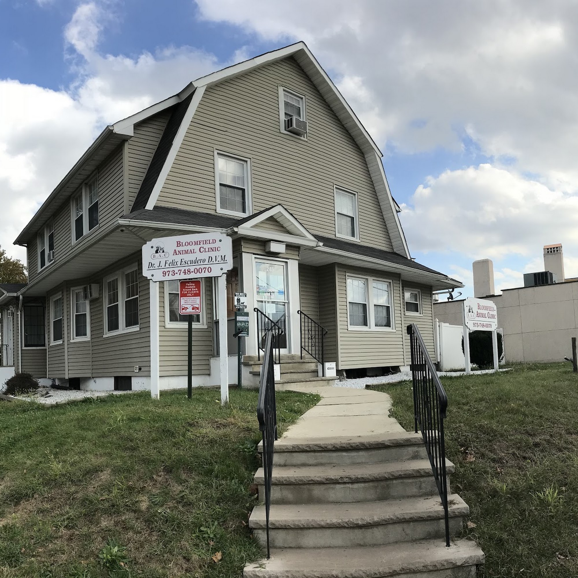 Bloomfield Animal Clinic, Dr. J Felix Escudero, DVM Bloomfield