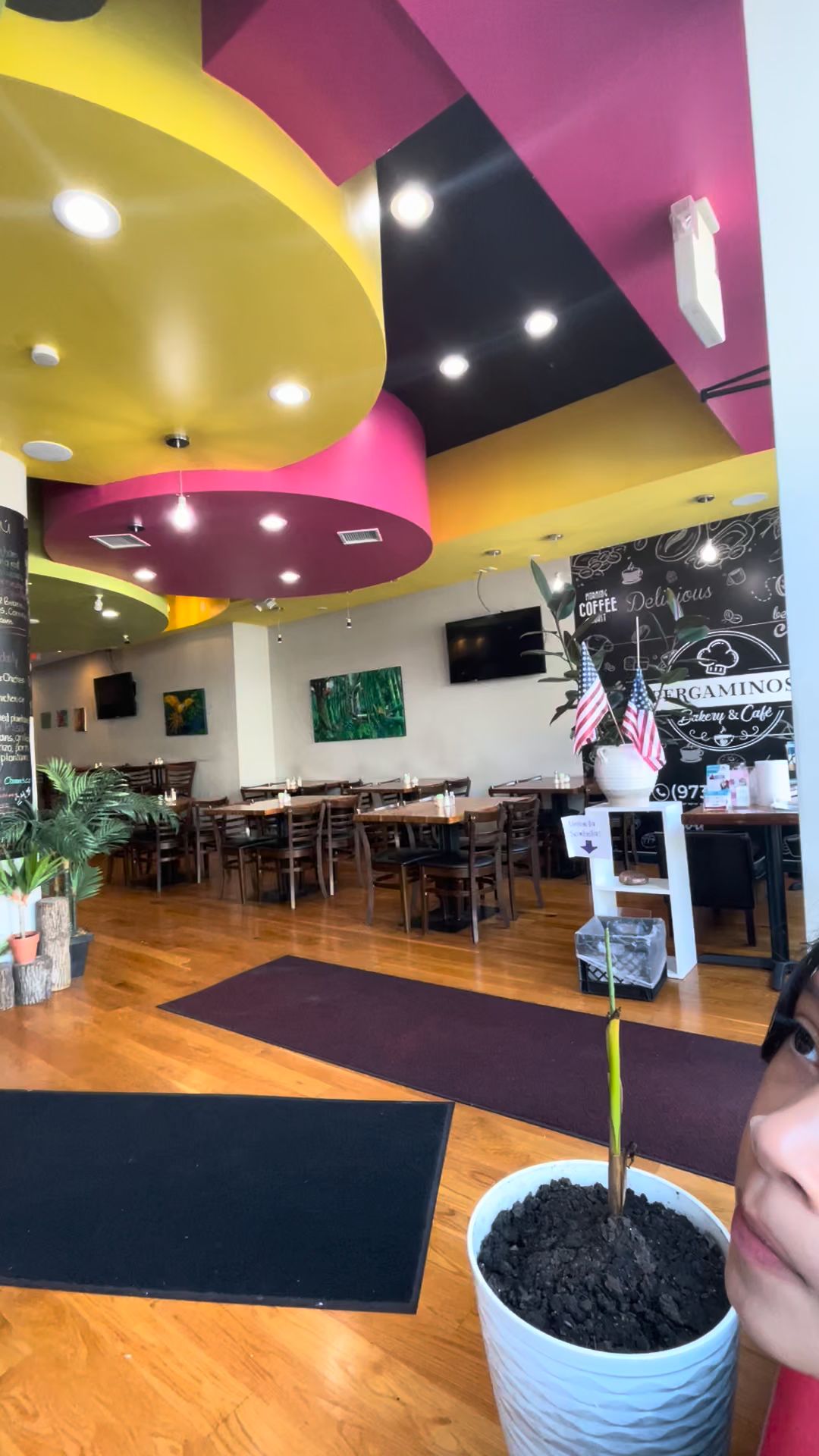 Tentaciones Colombianas Bakery & Café Boonton