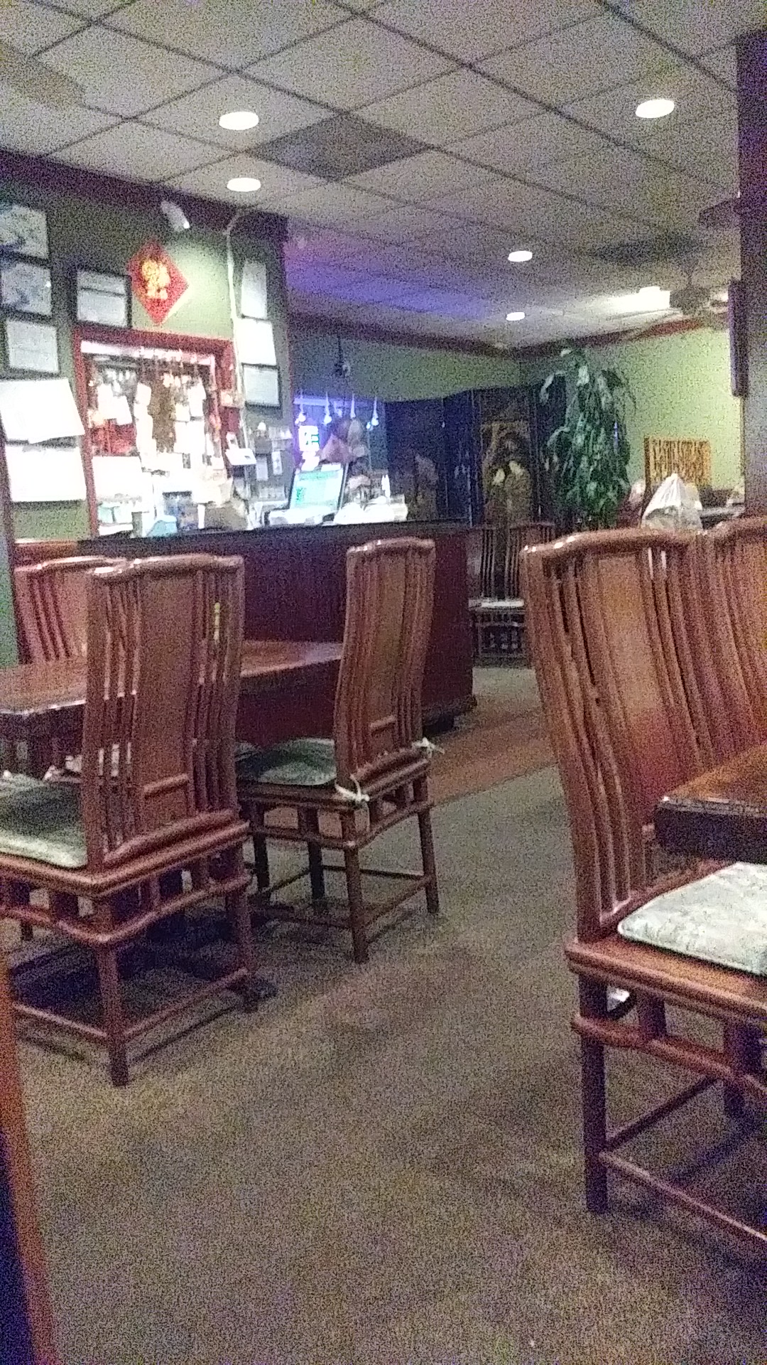 Lo's Garden Chinese & Japanese Restaurant Menu