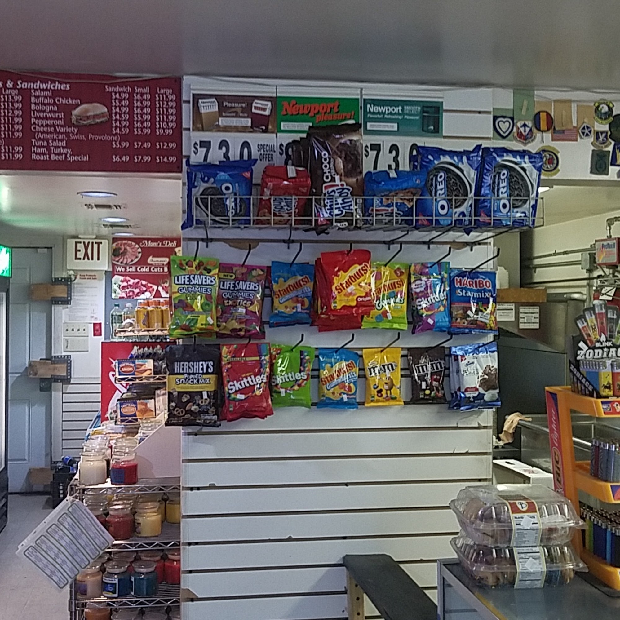 Mom's Deli 601 Washington Blvd, Browns Mills