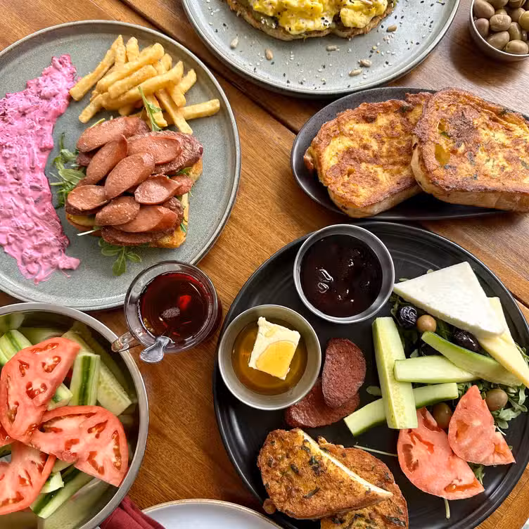 Photo credit: opentable