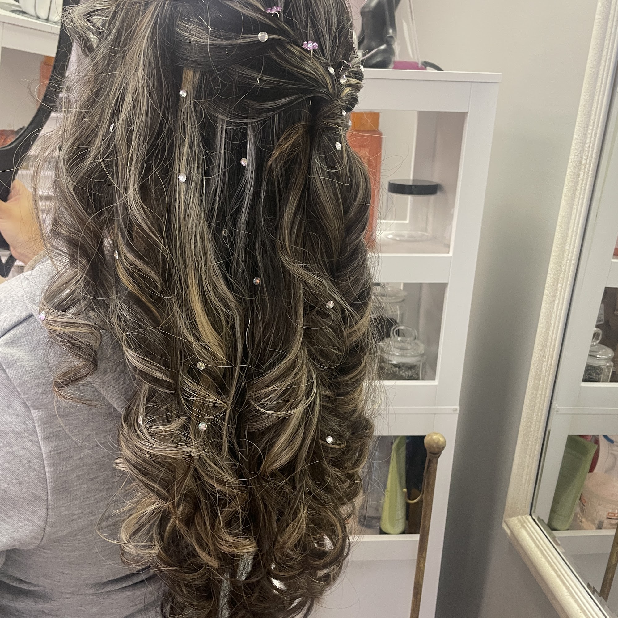 Wapa’s beauty salon