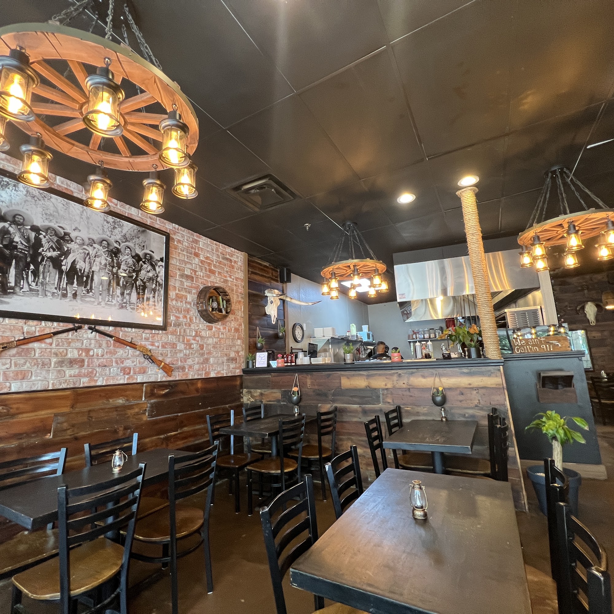 Los Bandoleros Tacos East Brunswick