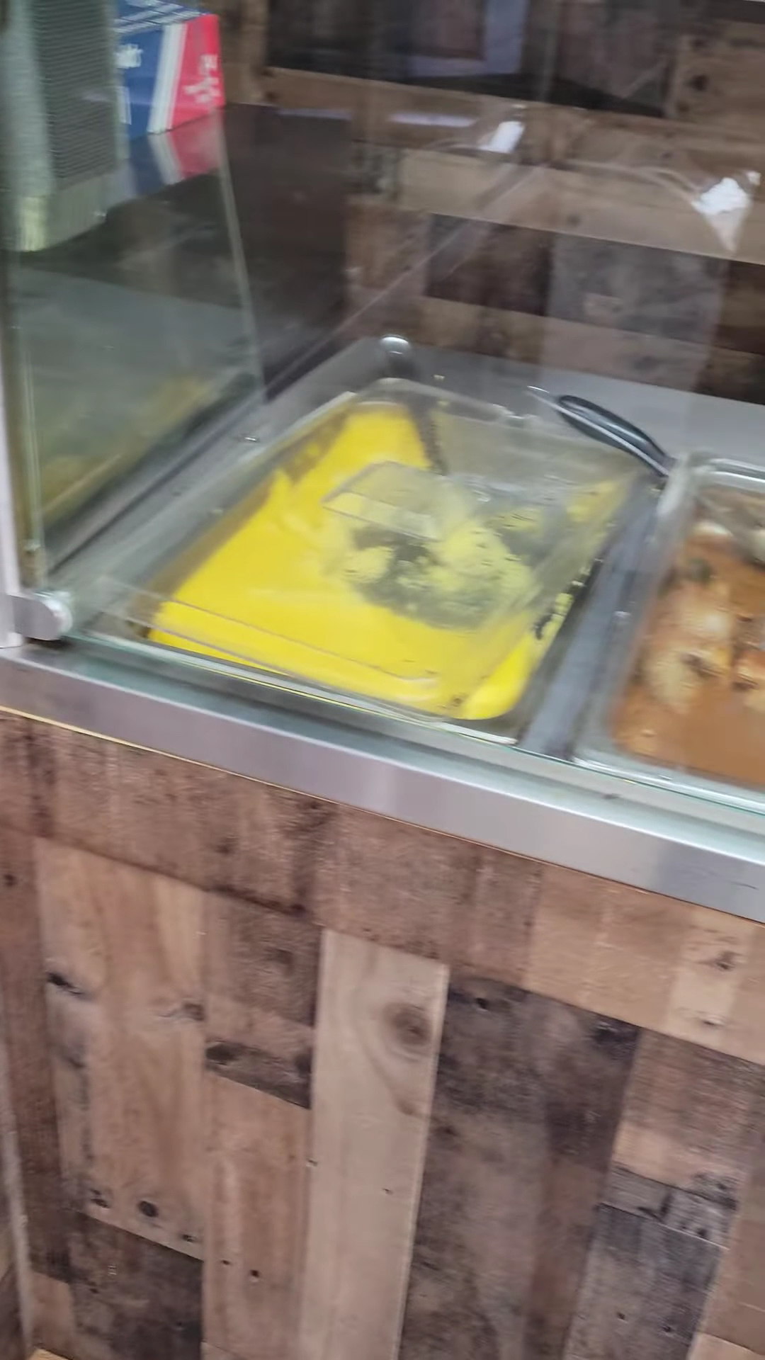 Machou Tropical Restaurant Menu