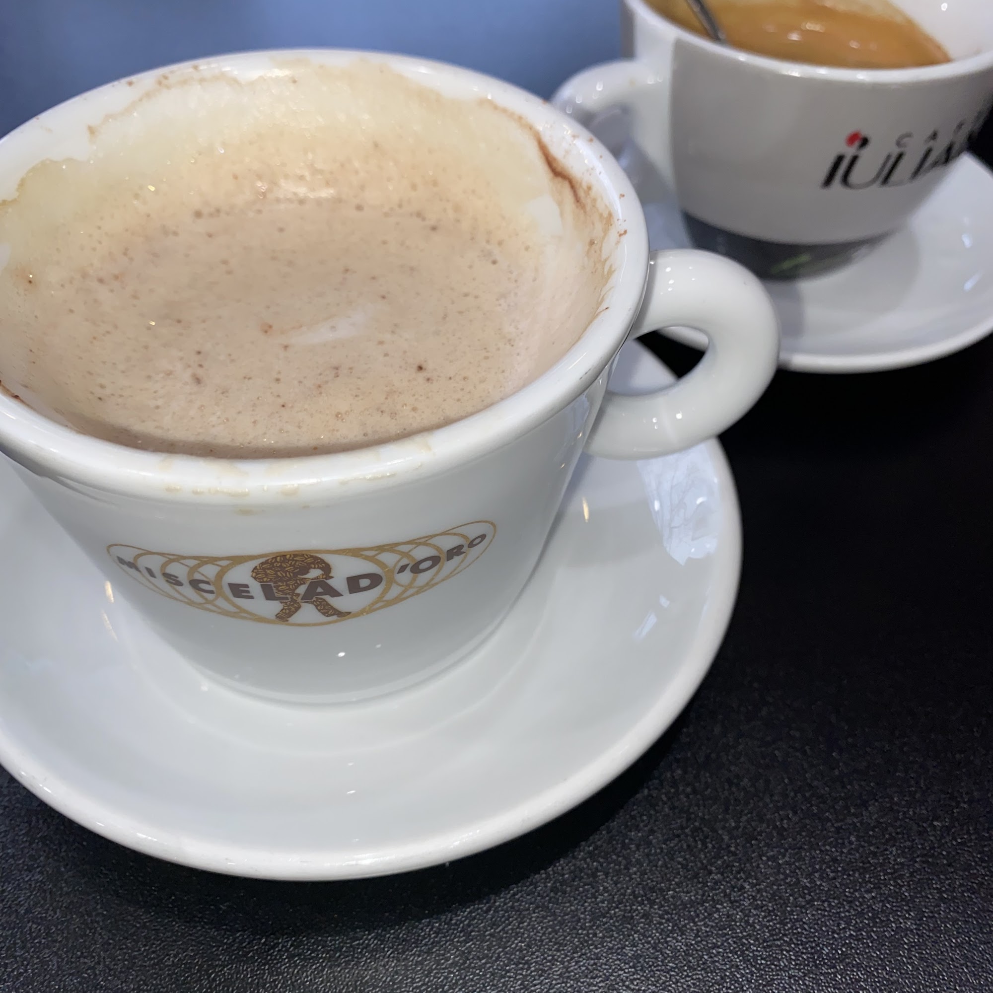 Amici Cafe