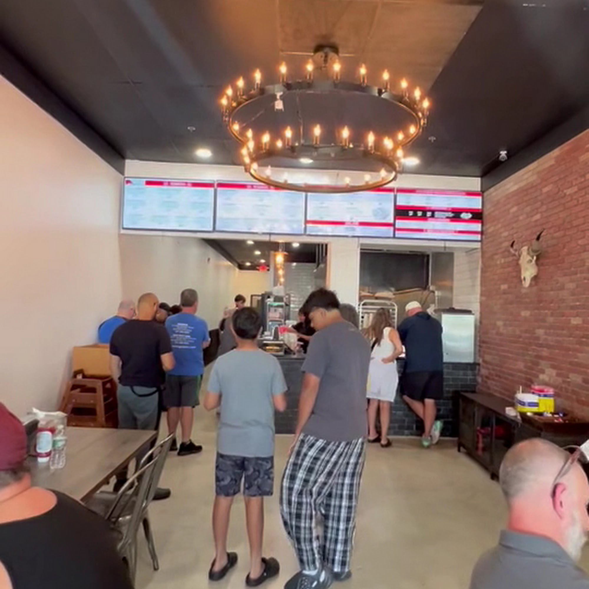 Bullhorns Burger Grill 91 NJ-17, East Rutherford, NJ 07073