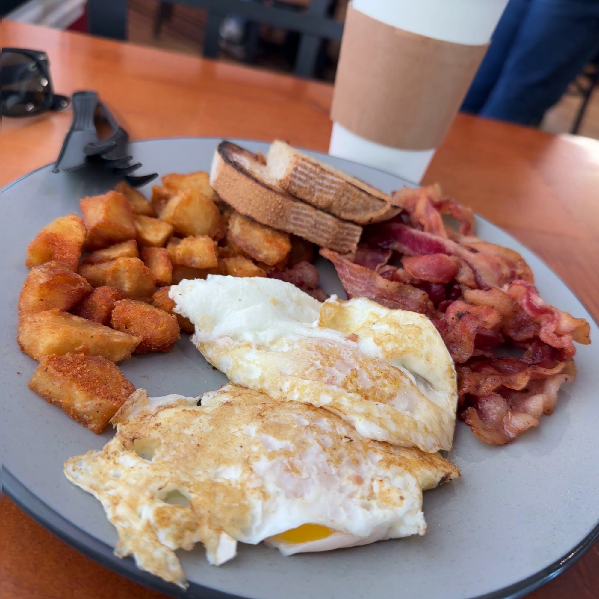 Roc's Café Elizabeth