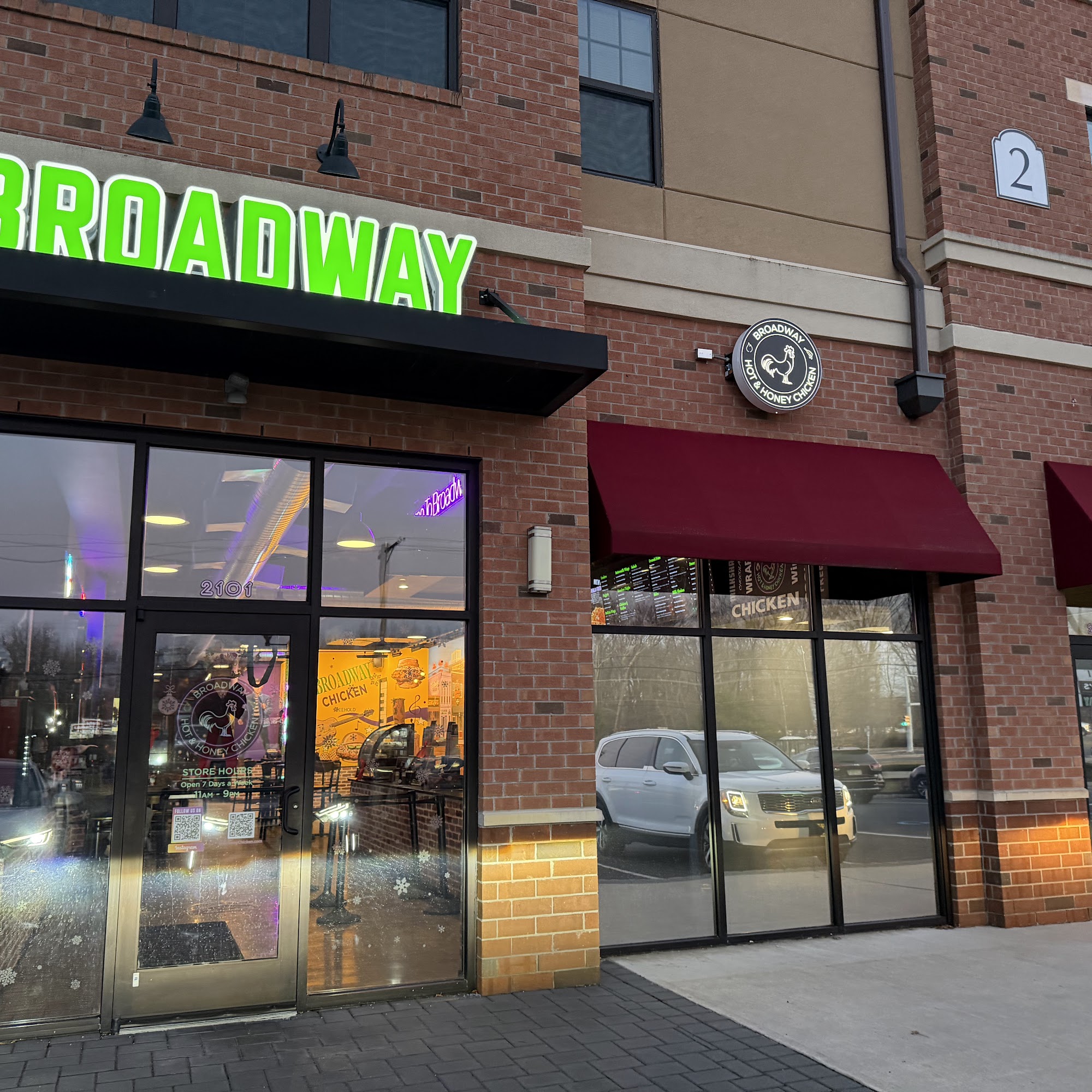 Broadway Hot & Honey Chicken Freehold