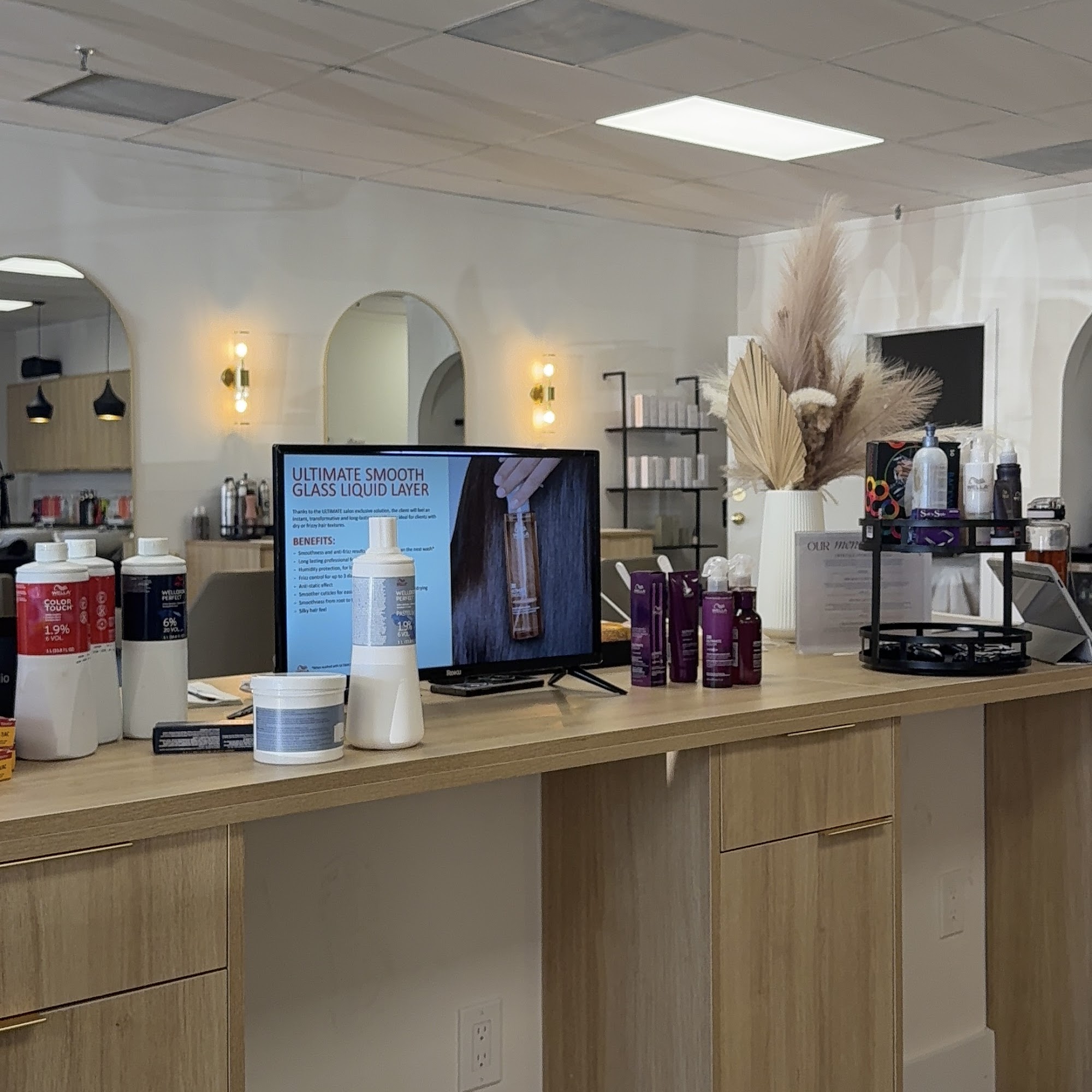 Salon Opulence