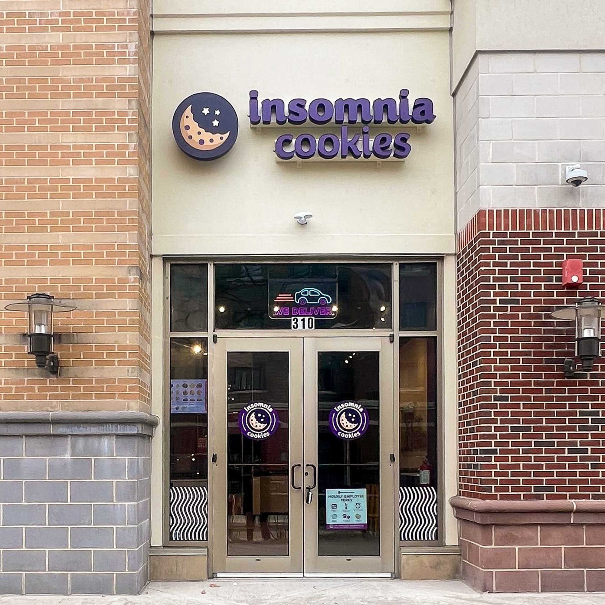 Insomnia Cookies