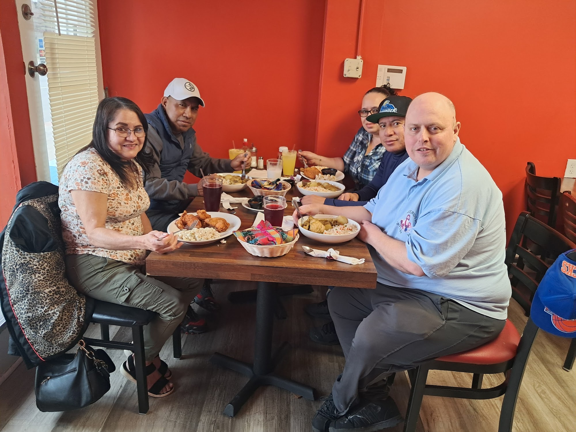 Panadería Kari y Antojitos Menu
