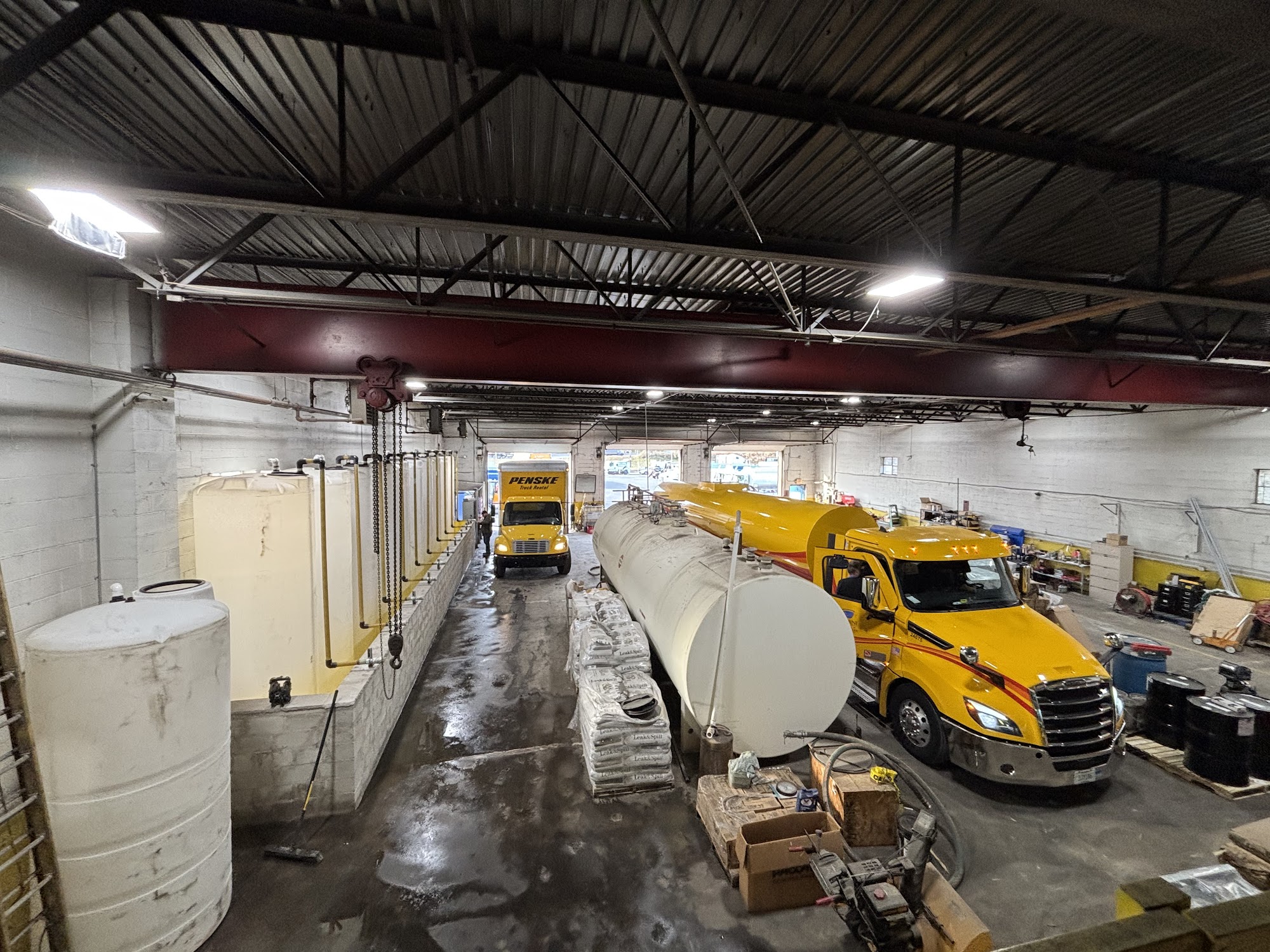 T & R Oil Co Inc Kearny