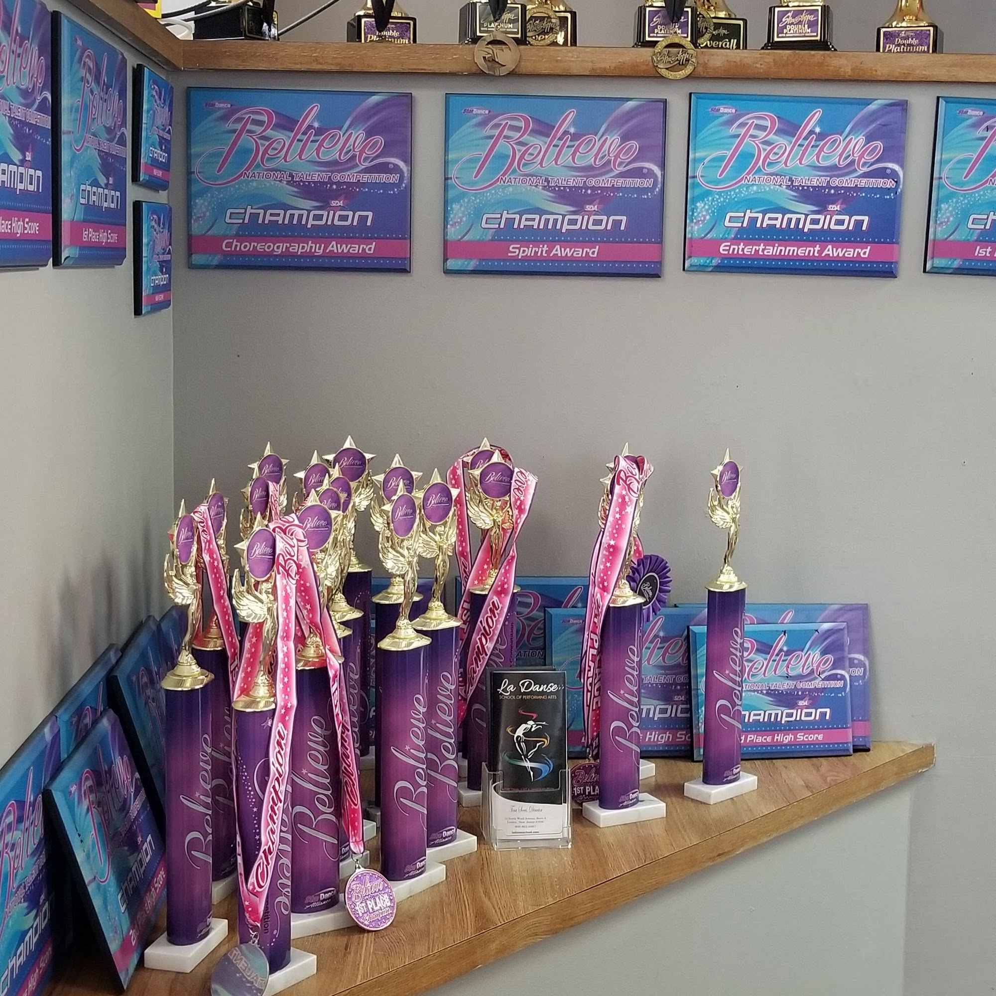 La Danse 10 N Wood Ave STE A, Linden New Jersey 07036