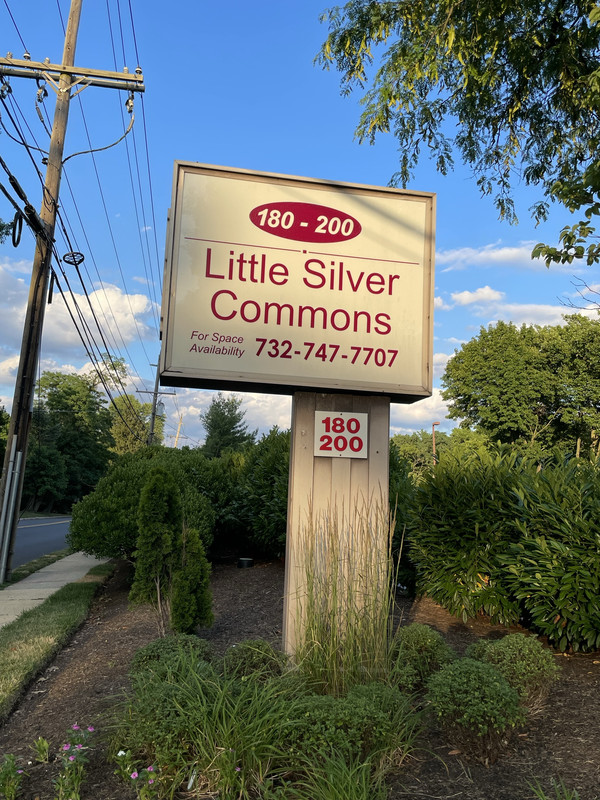 Dr. Robert J. Fegan, MD