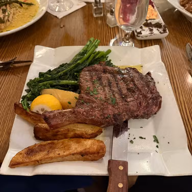 Photo credit: opentable