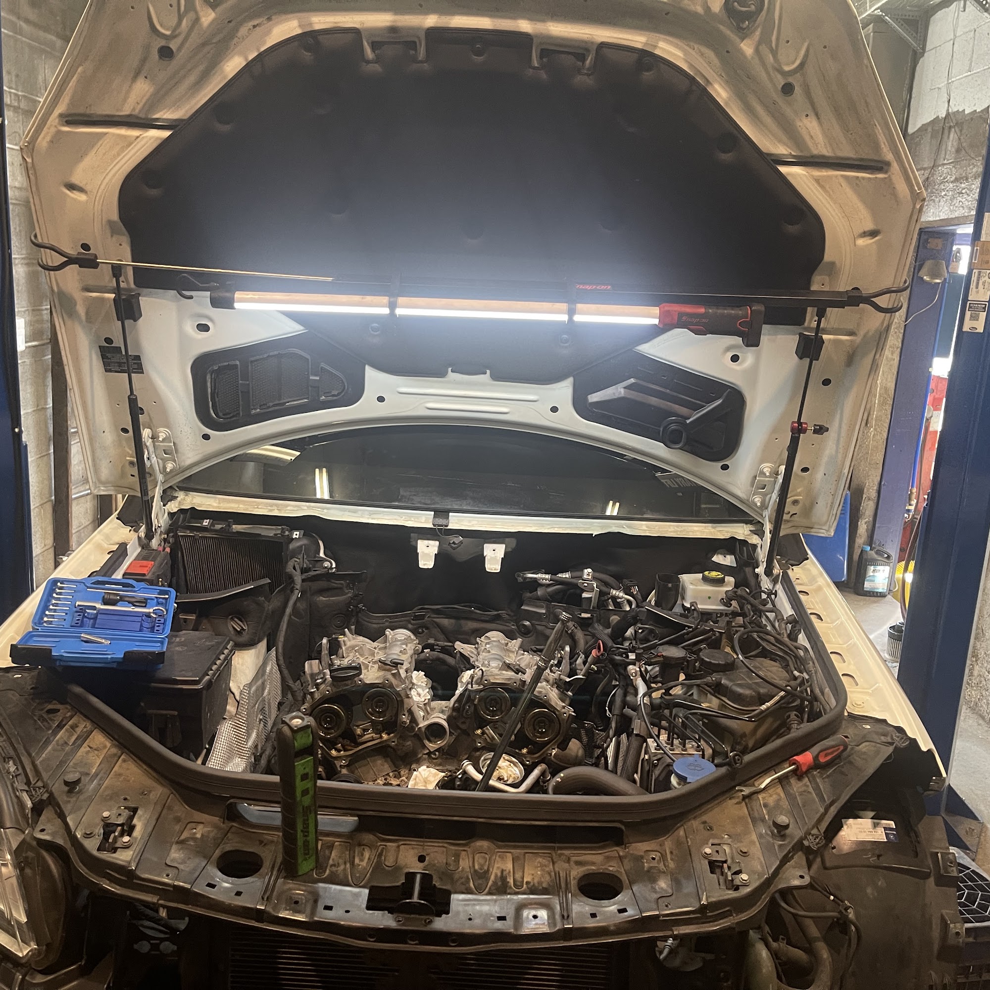 Antonio's Auto Repair Shop