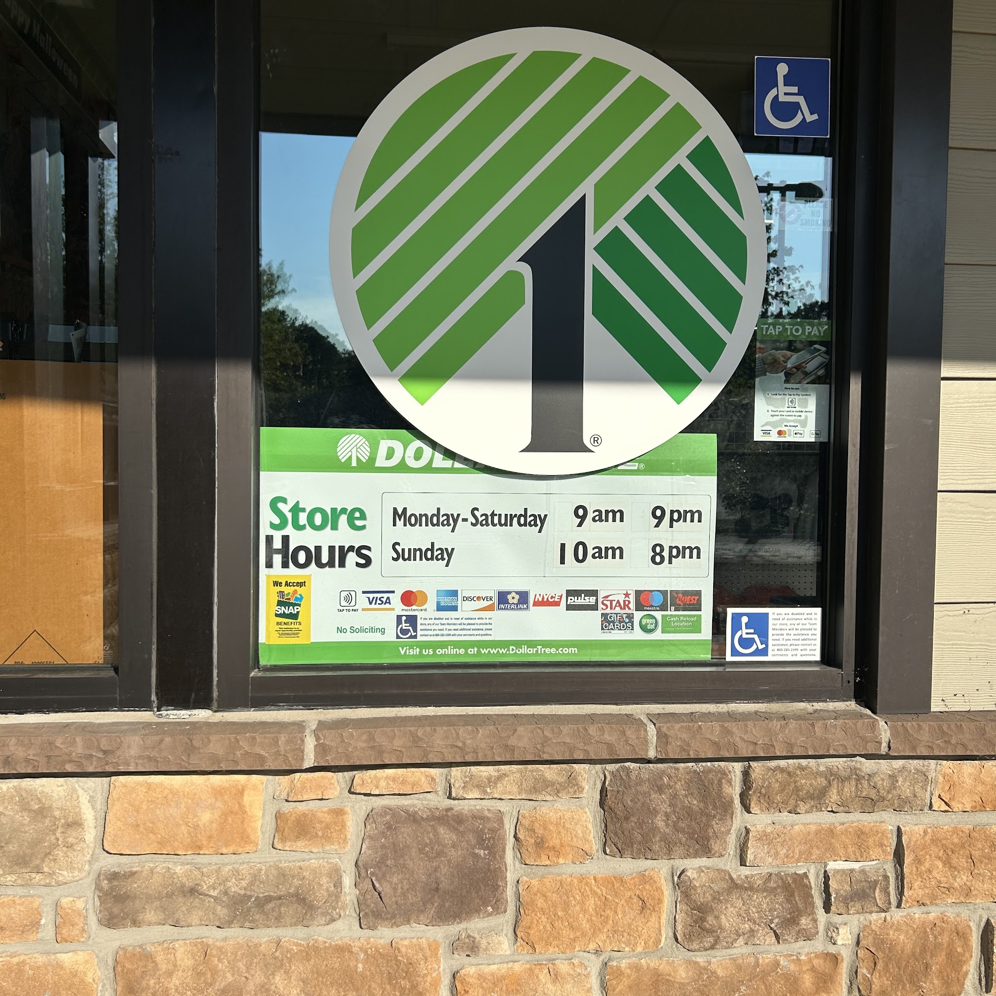 Dollar Tree Medford