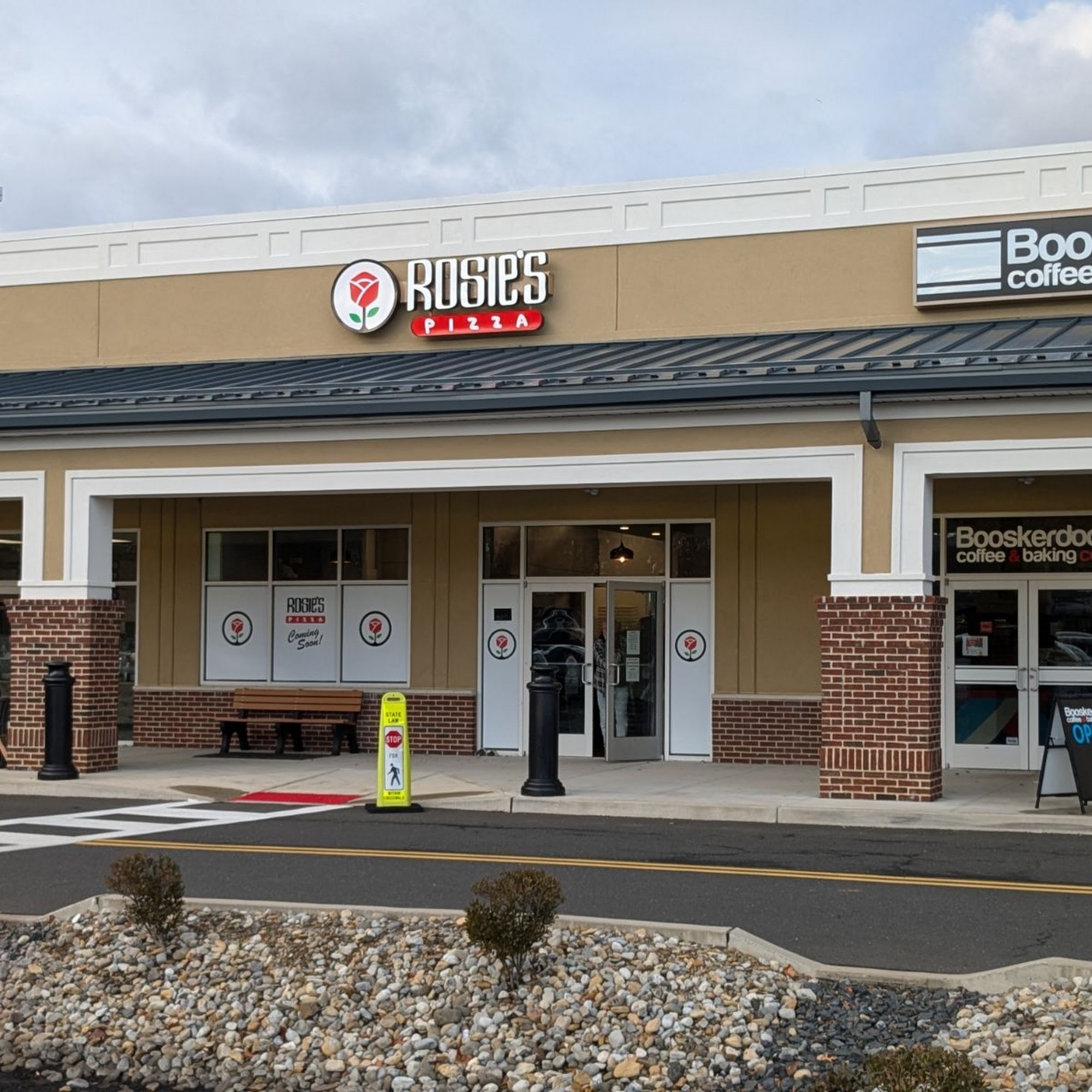 Rosie's Pizza of Middletown 1500 NJ-35 Unit 18, Middletown