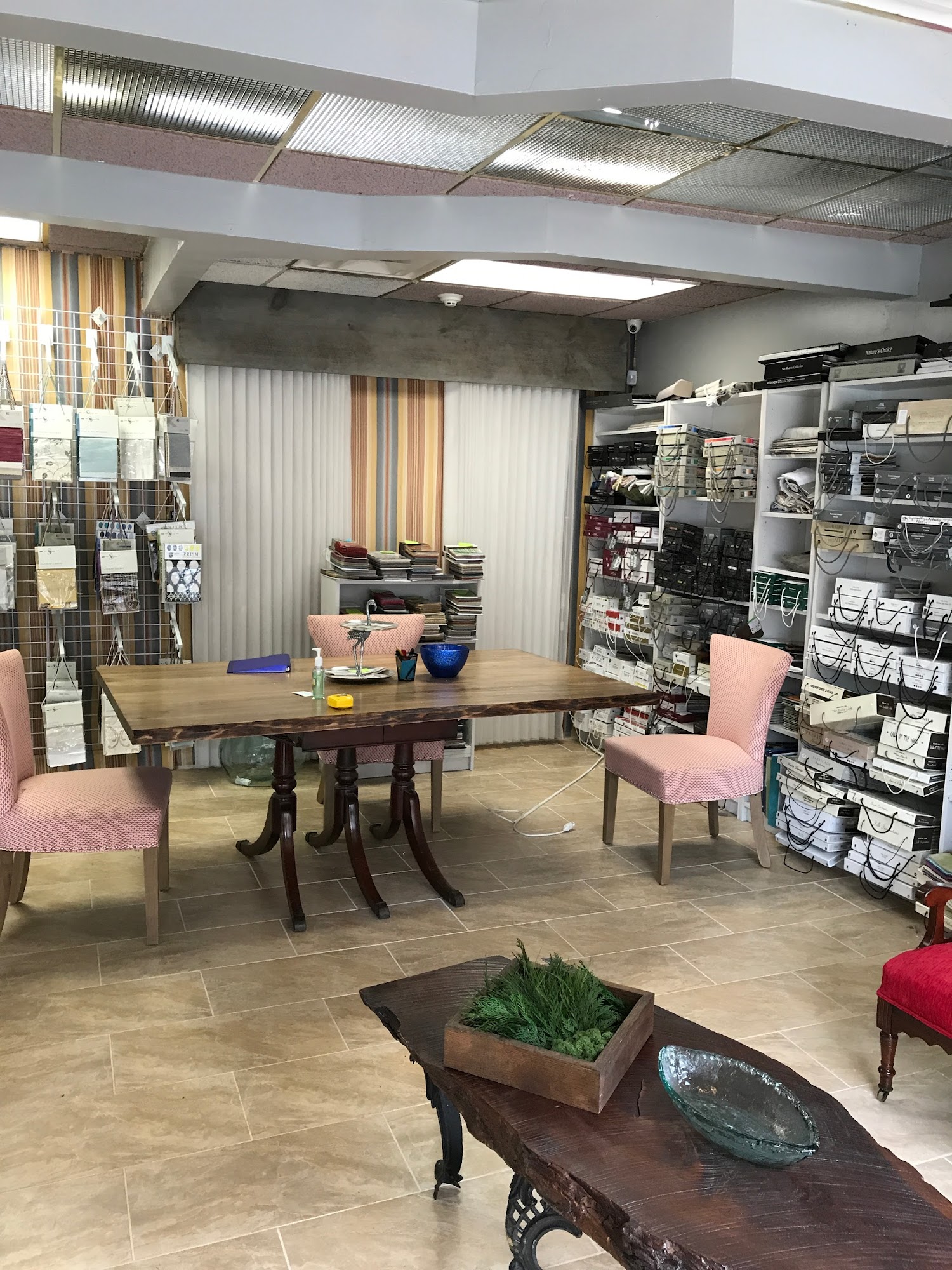 La Mia Casa Window Treatments & Upholstery