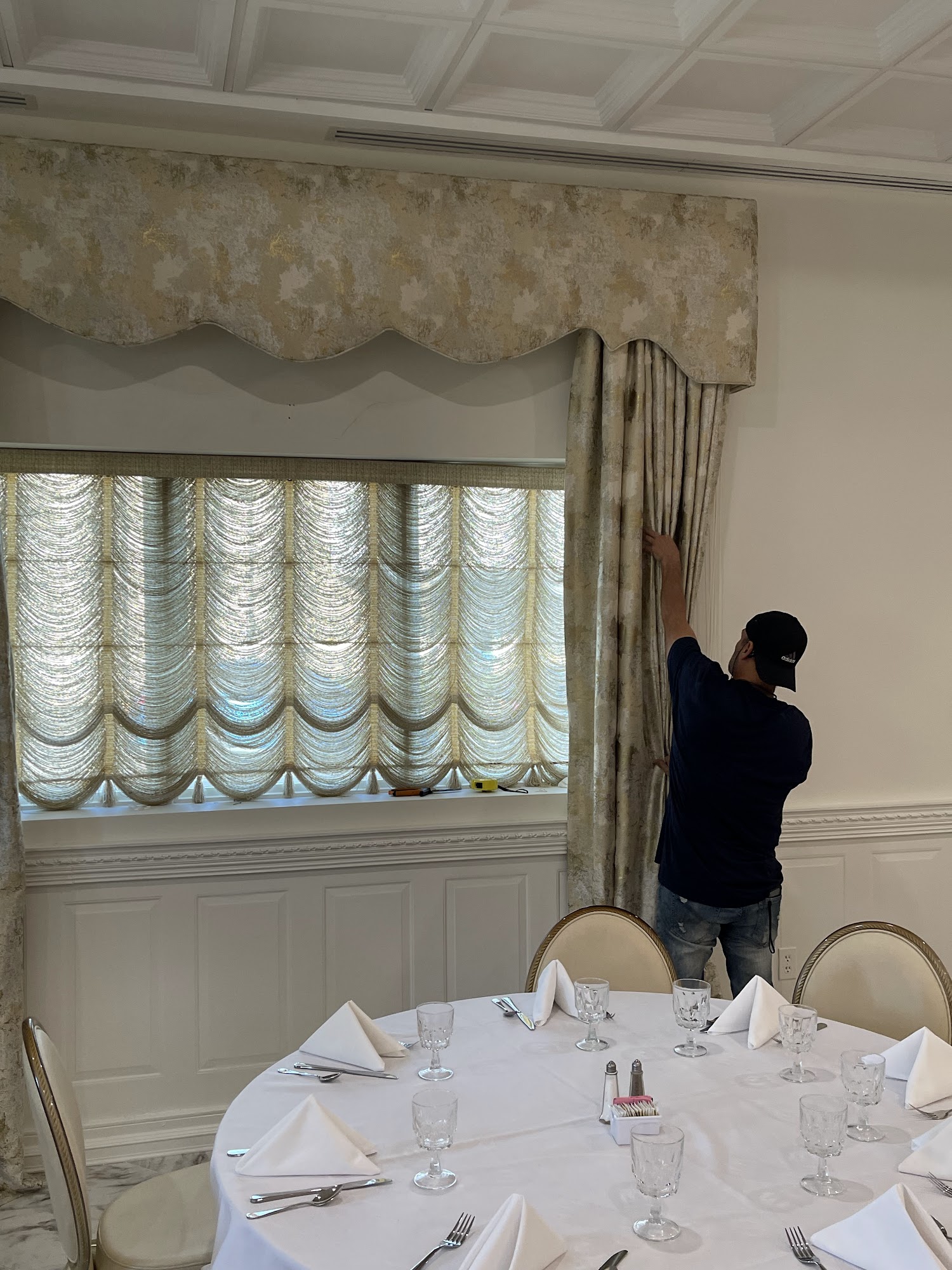 La Mia Casa Window Treatments & Upholstery