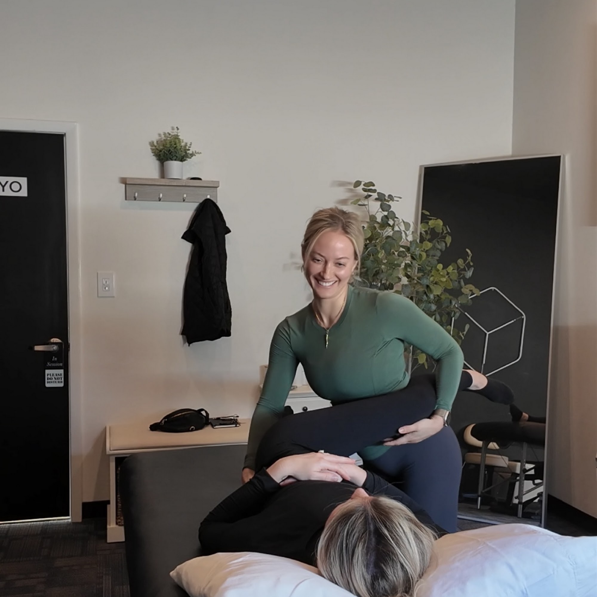 Stretch-Out Recovery Spa Fascia Stretch Therapy 407 Sette Dr, Paramus New Jersey 07652