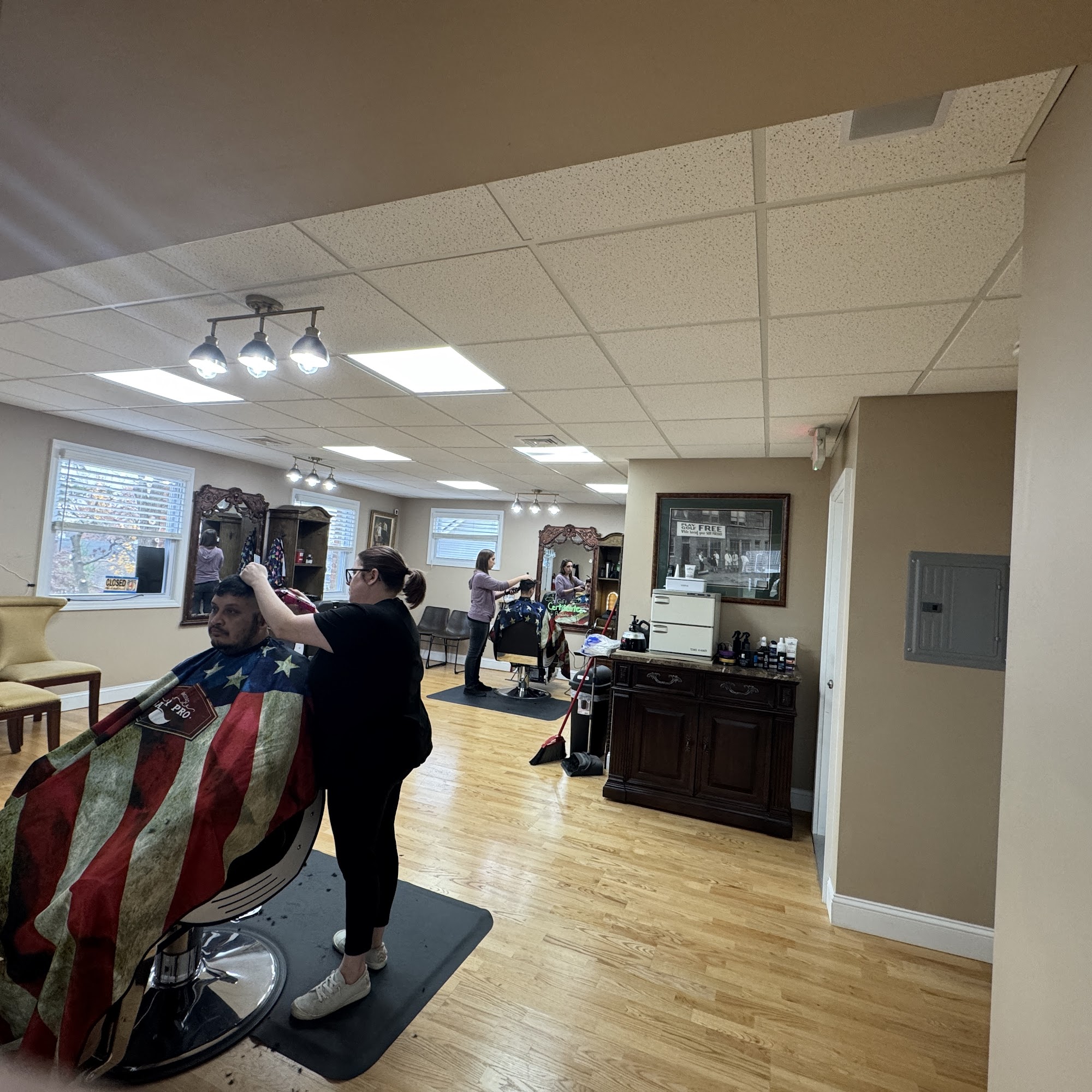 Razorz Edge Barber shop & Shave Parlor of Parsippany 271 Parsippany Rd, Parsippany New Jersey 07054