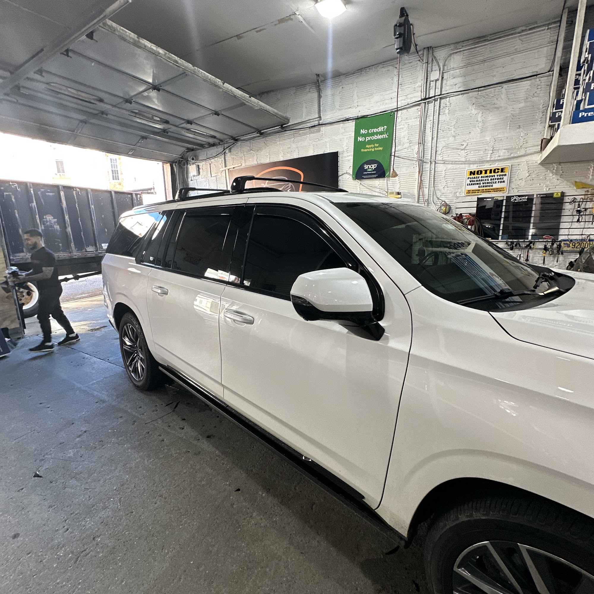 Pocha Auto Sound 200 Howe Ave, Passaic New Jersey 07055