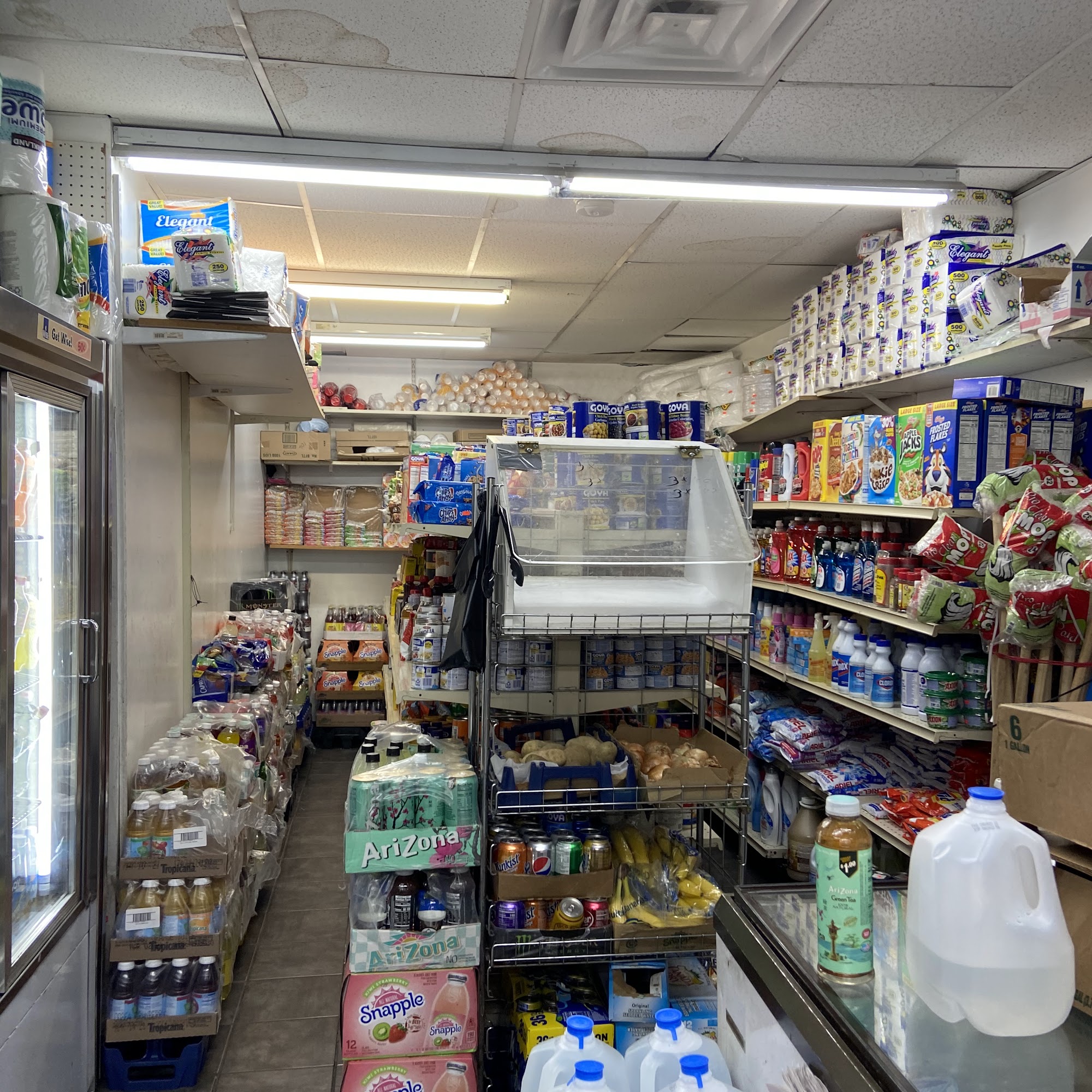 R J Grocery Paterson