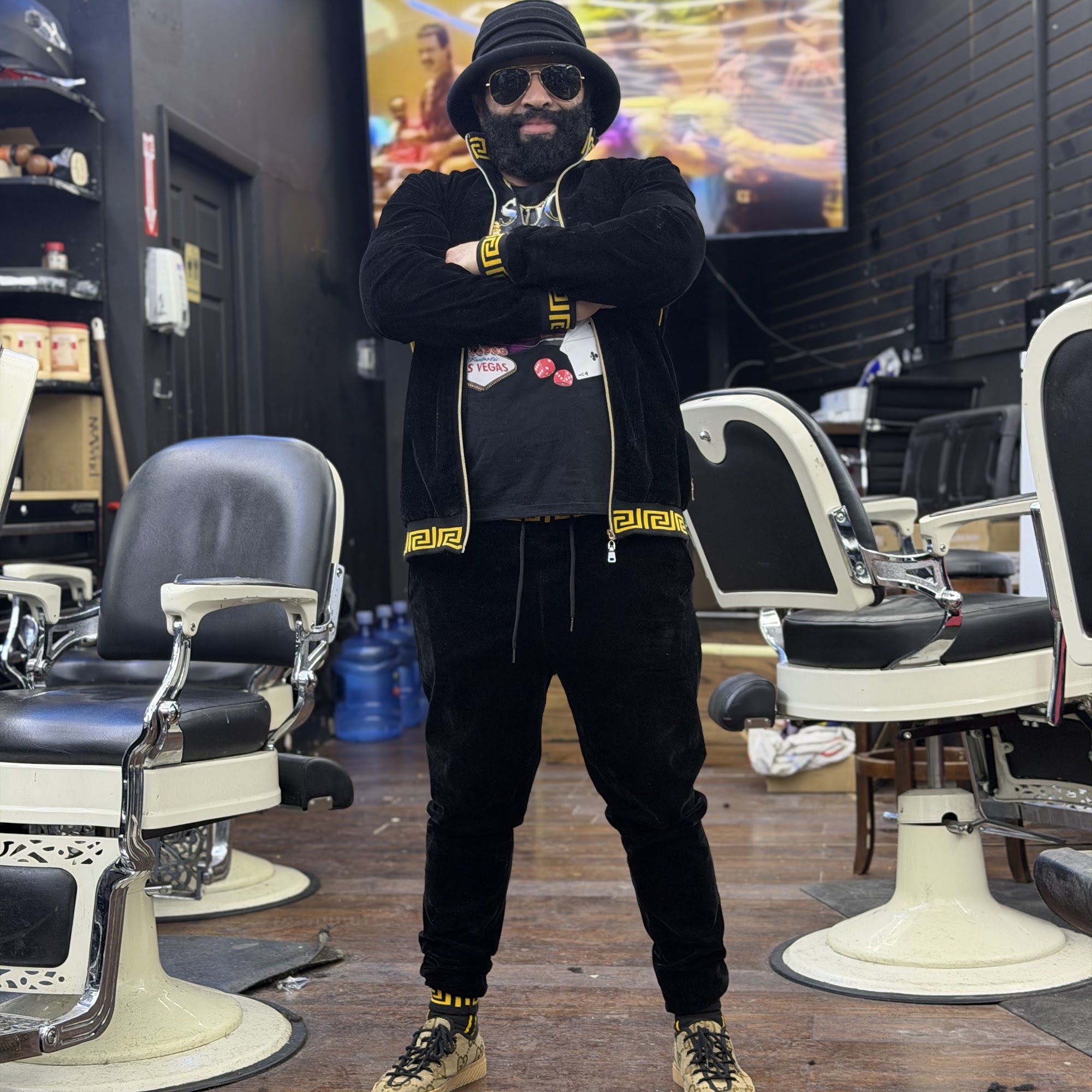 SIA Personal Touch Barber Shop & Salon 334 Market St, Paterson New Jersey 07501