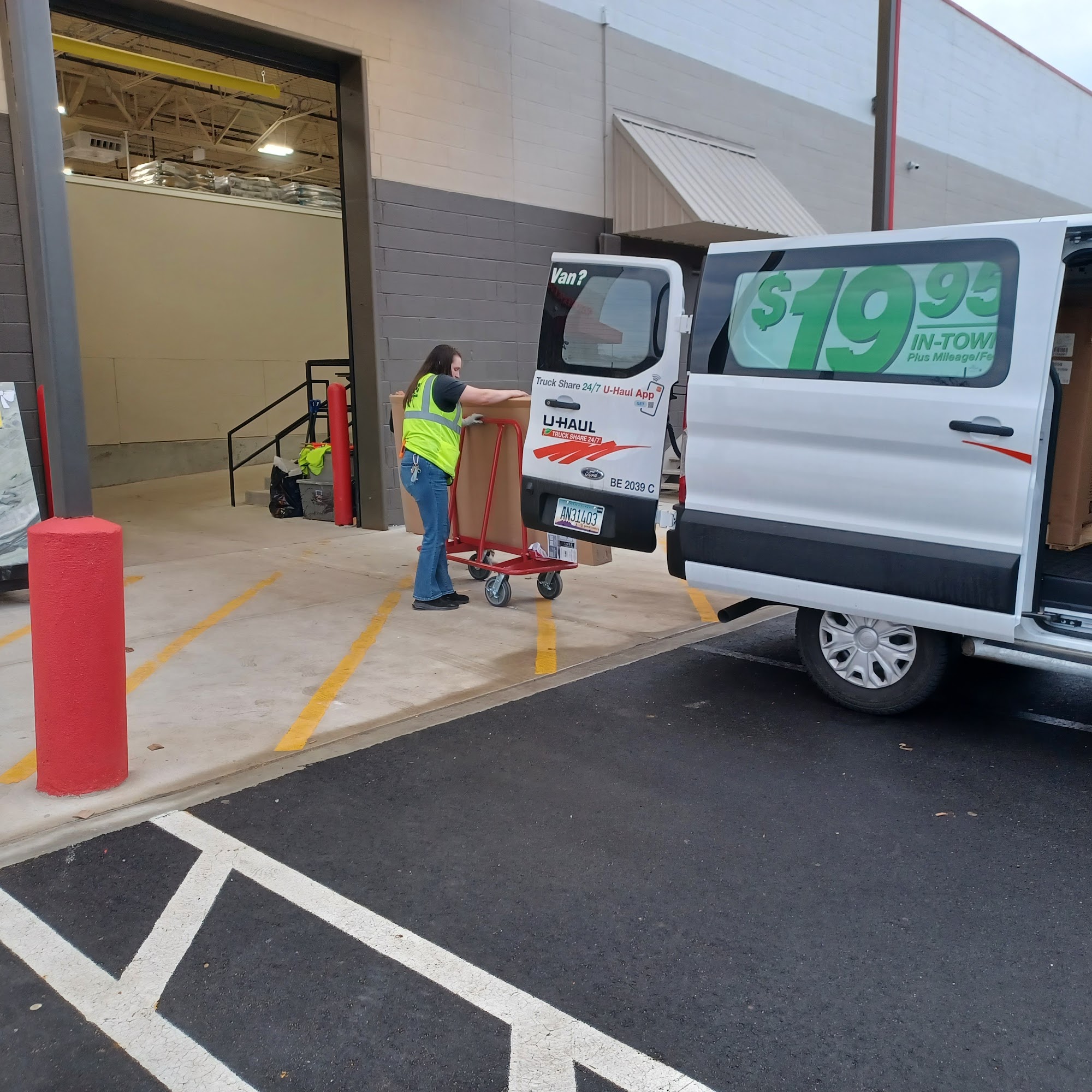 U-Haul Neighborhood Dealer