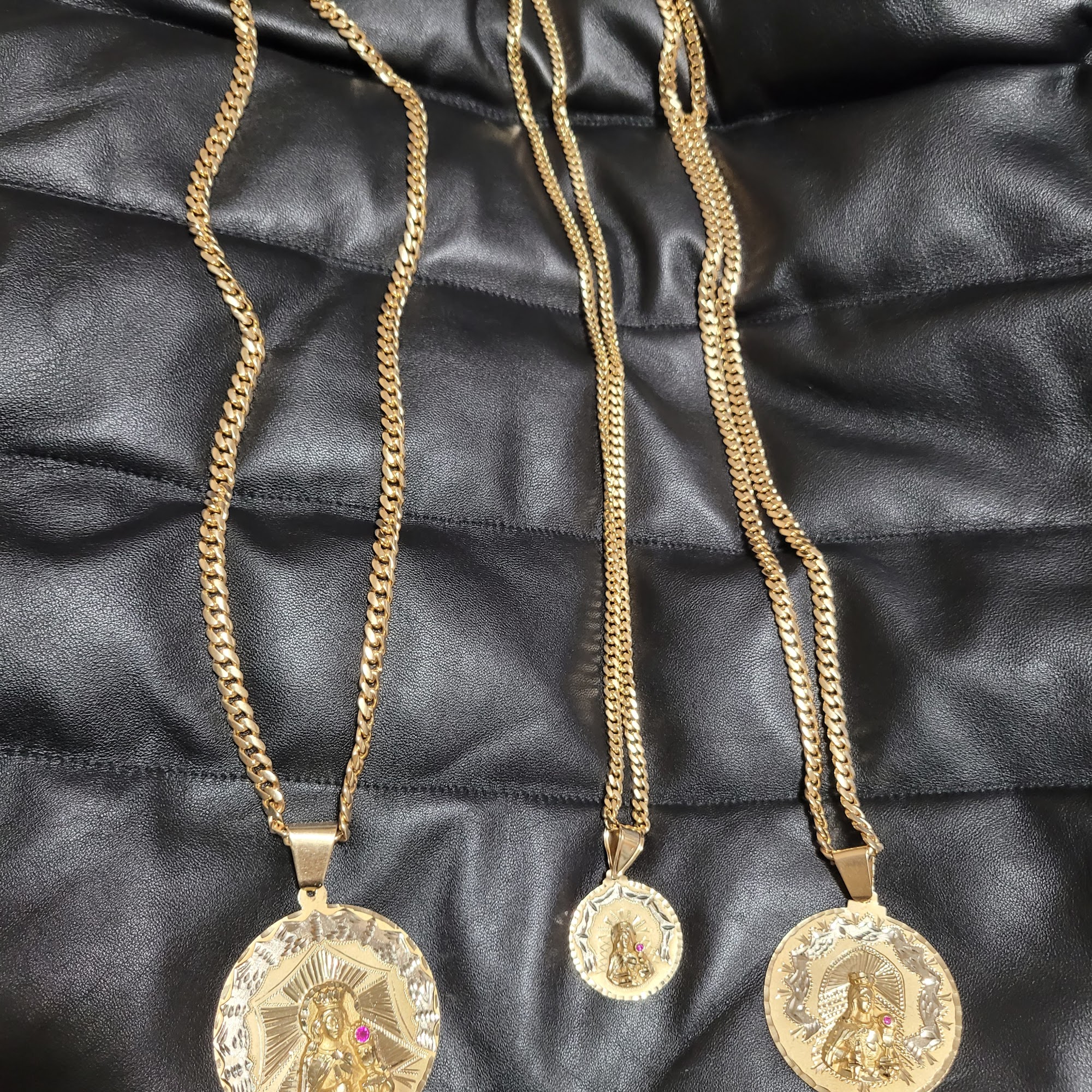 Dia Jewelry 190 Smith St, Perth Amboy New Jersey 08861
