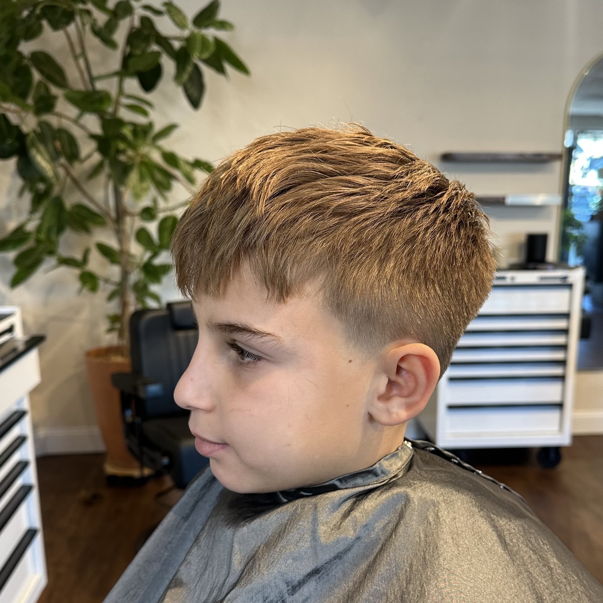 Golden Touch Hair Lounge