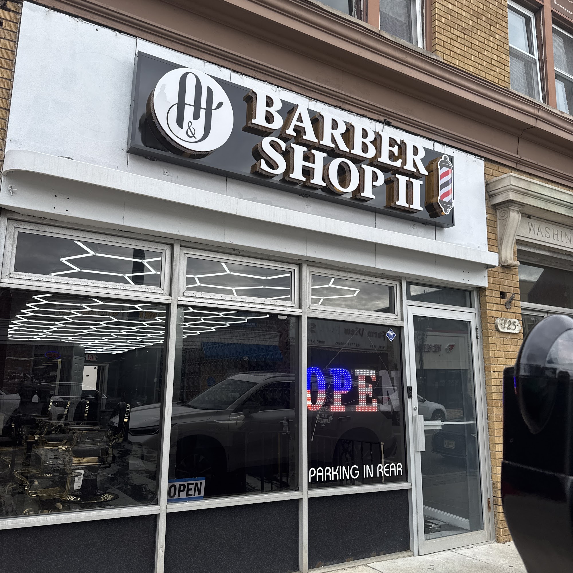 A&J BARBERSHOPII