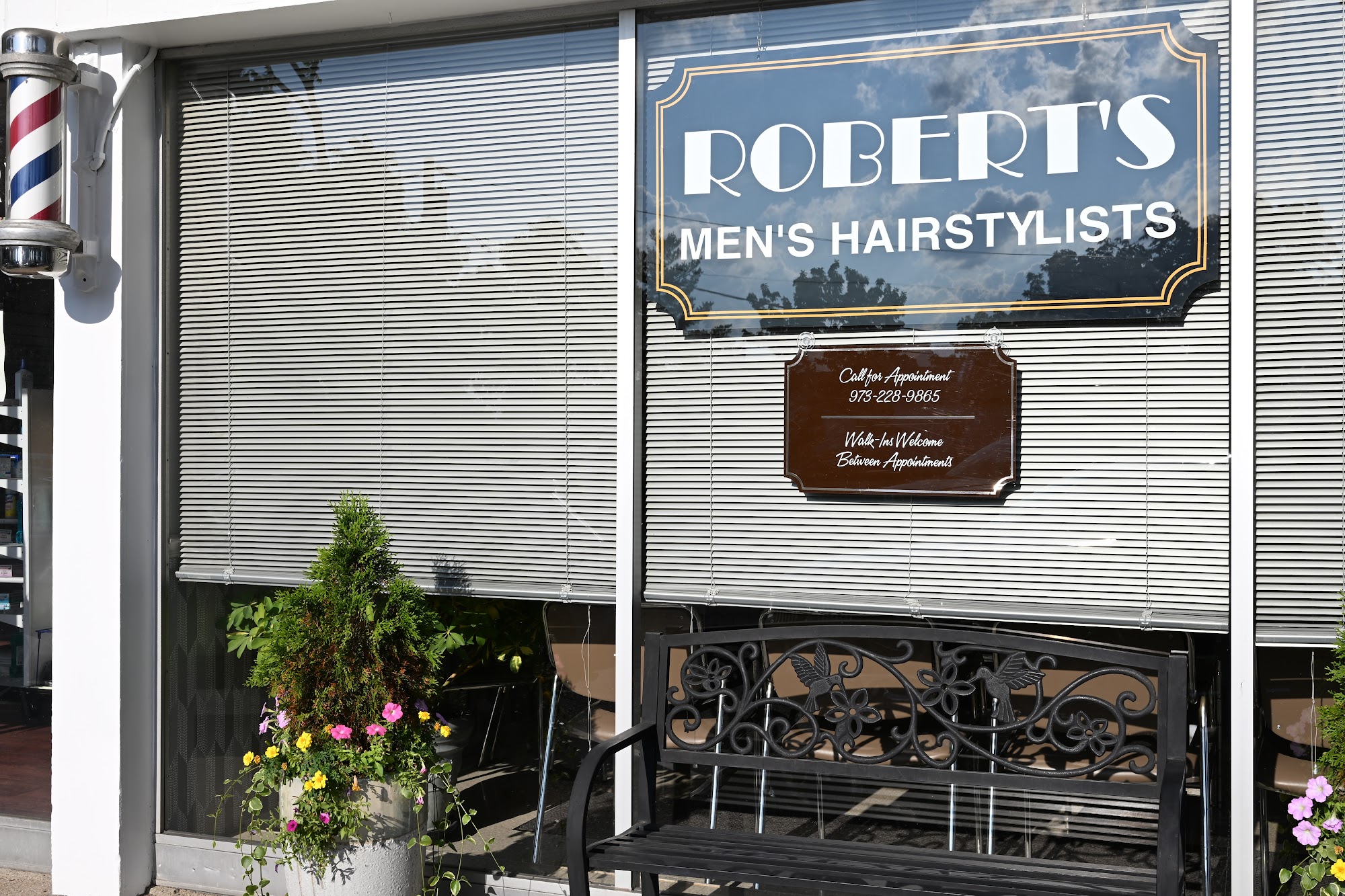 Robert's Men's Hairstylists