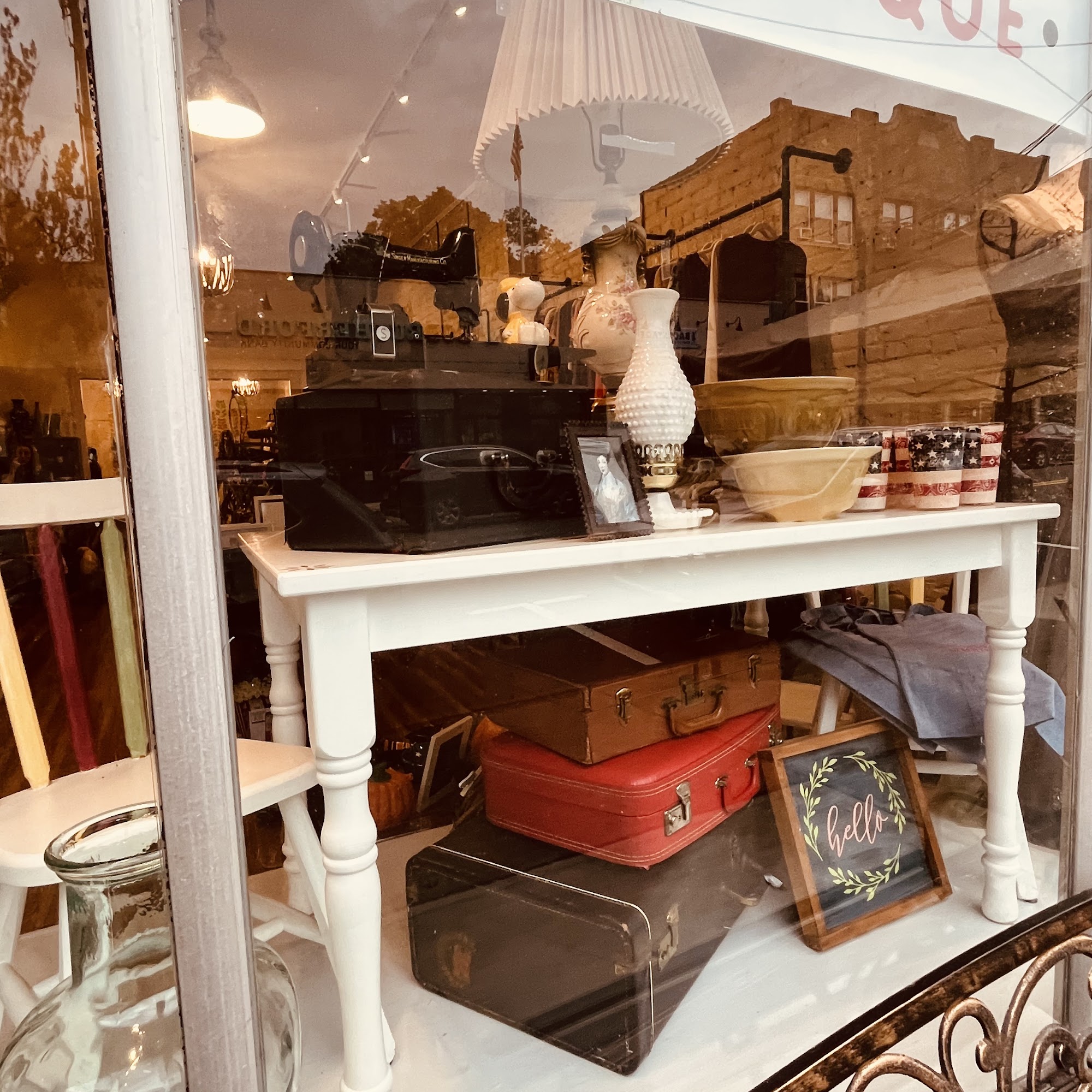 Mikayla’s Thriftique