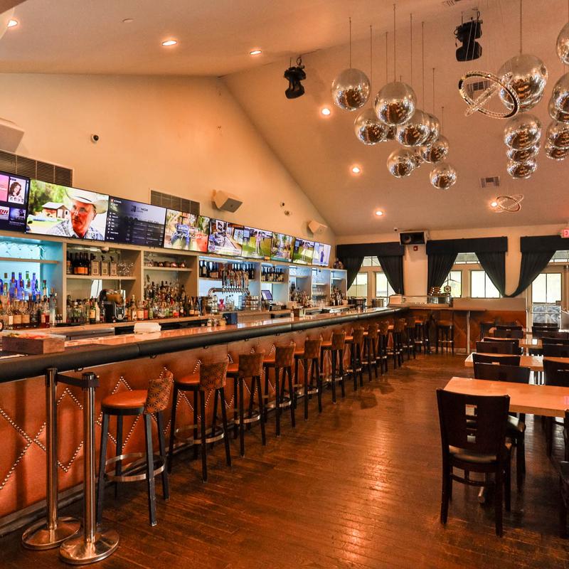 Par 440 Restaurant & Lounge Short Hills