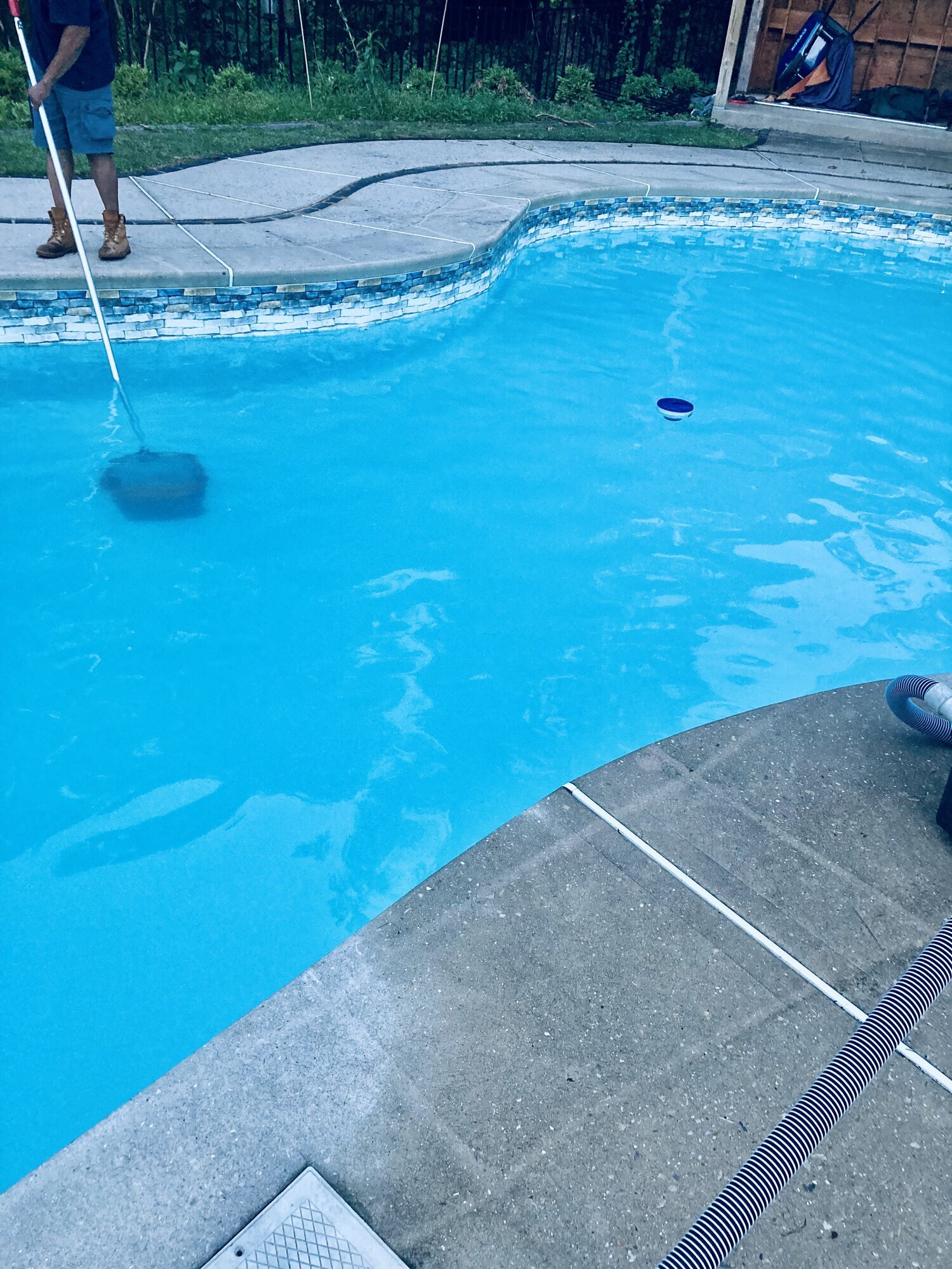D & N POOL SERVICES LLC