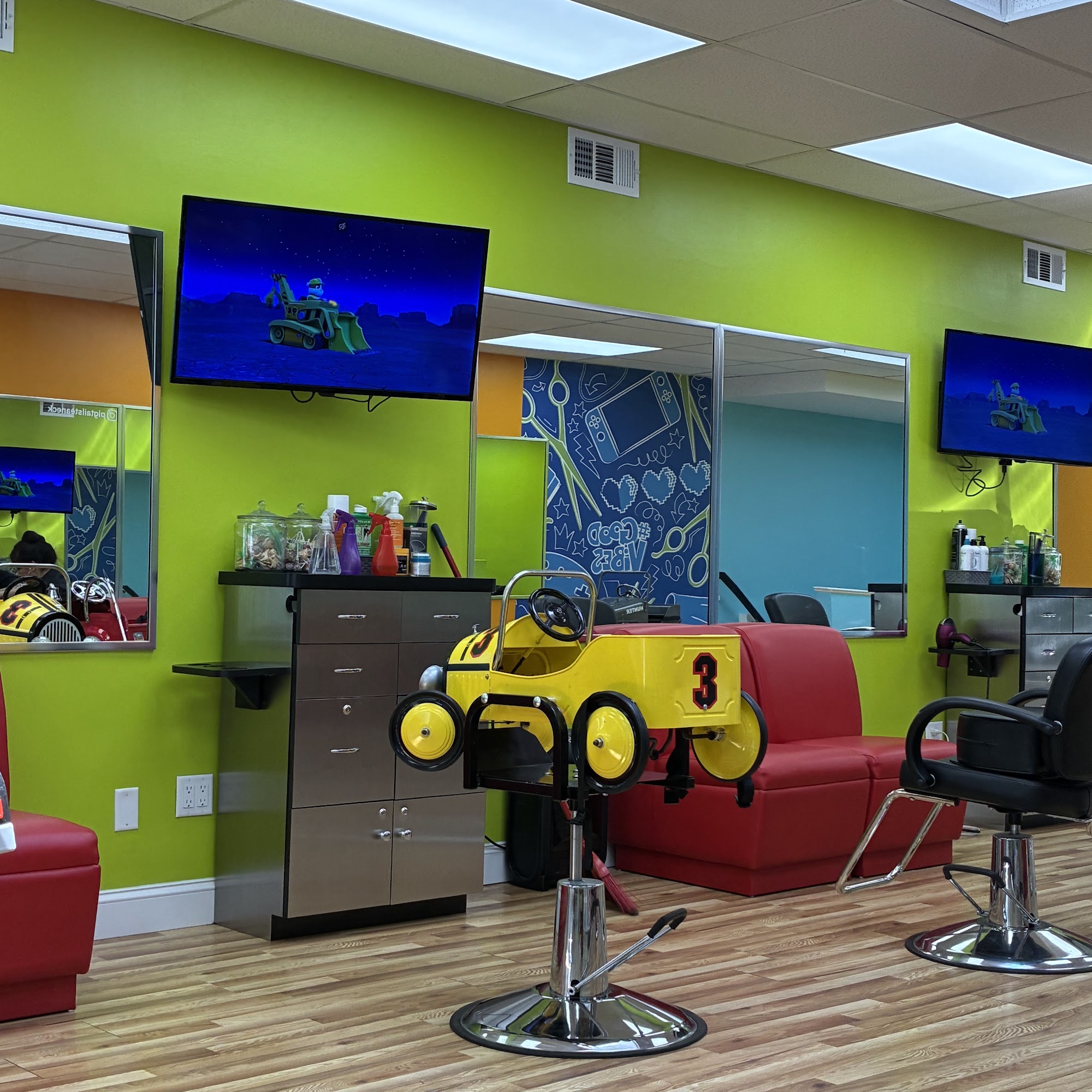 Pigtails & Crewcuts: Haircuts for Kids - Teaneck, NJ 568 Cedar Ln, Teaneck New Jersey 07666